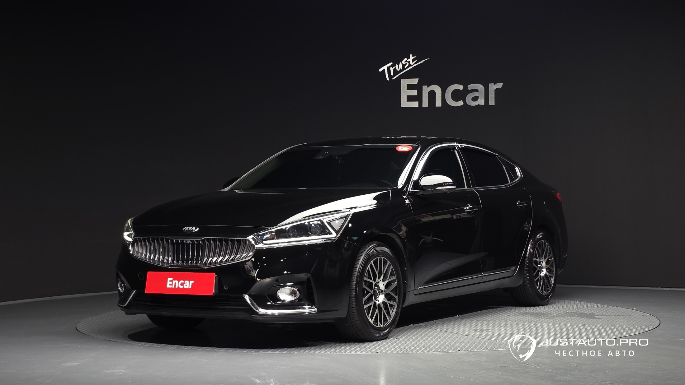 Автомобиль Kia K7