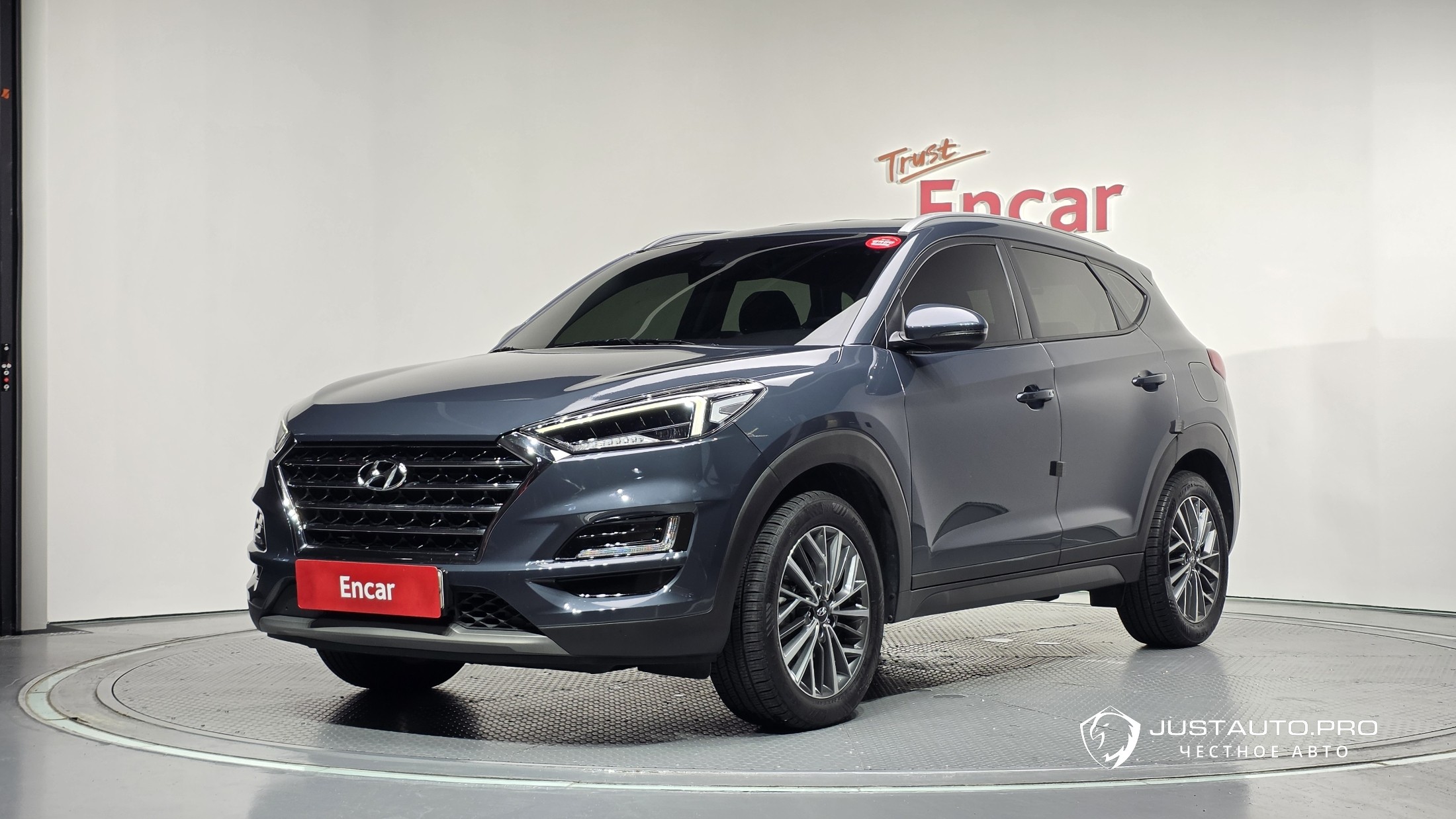 Автомобиль Hyundai Tucson