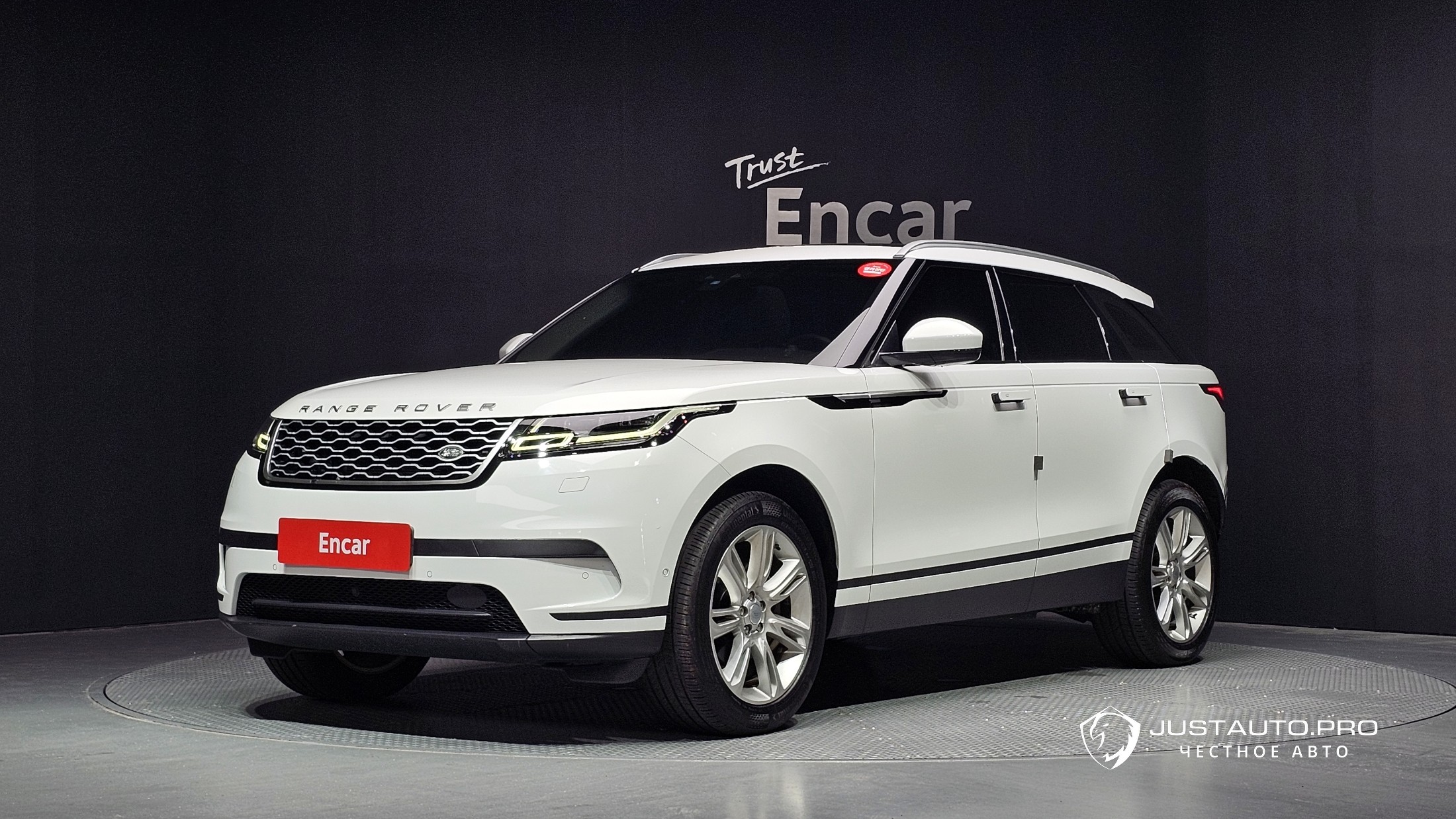Автомобиль Land Rover Range Rover Velar