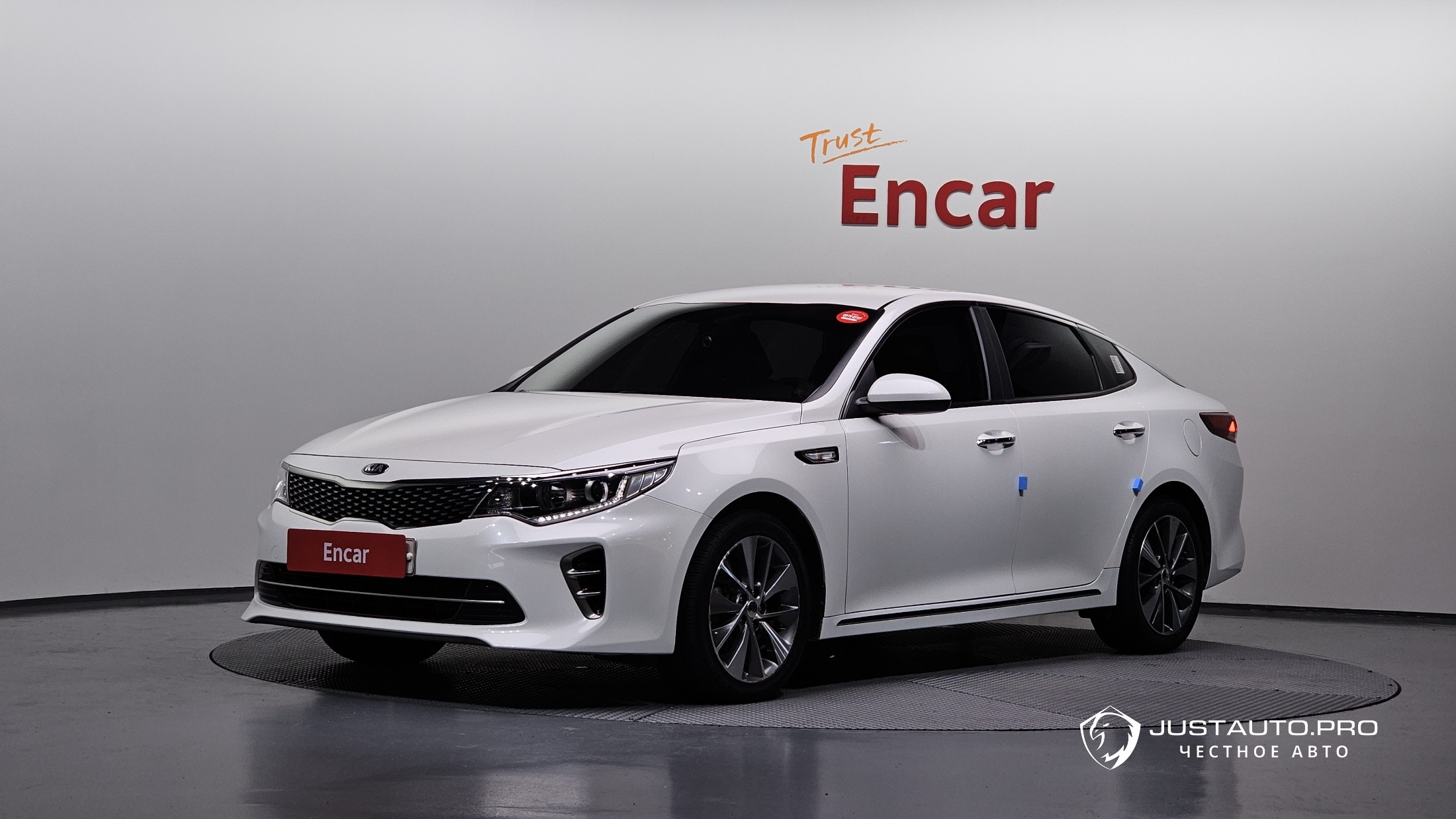Автомобиль Kia K5