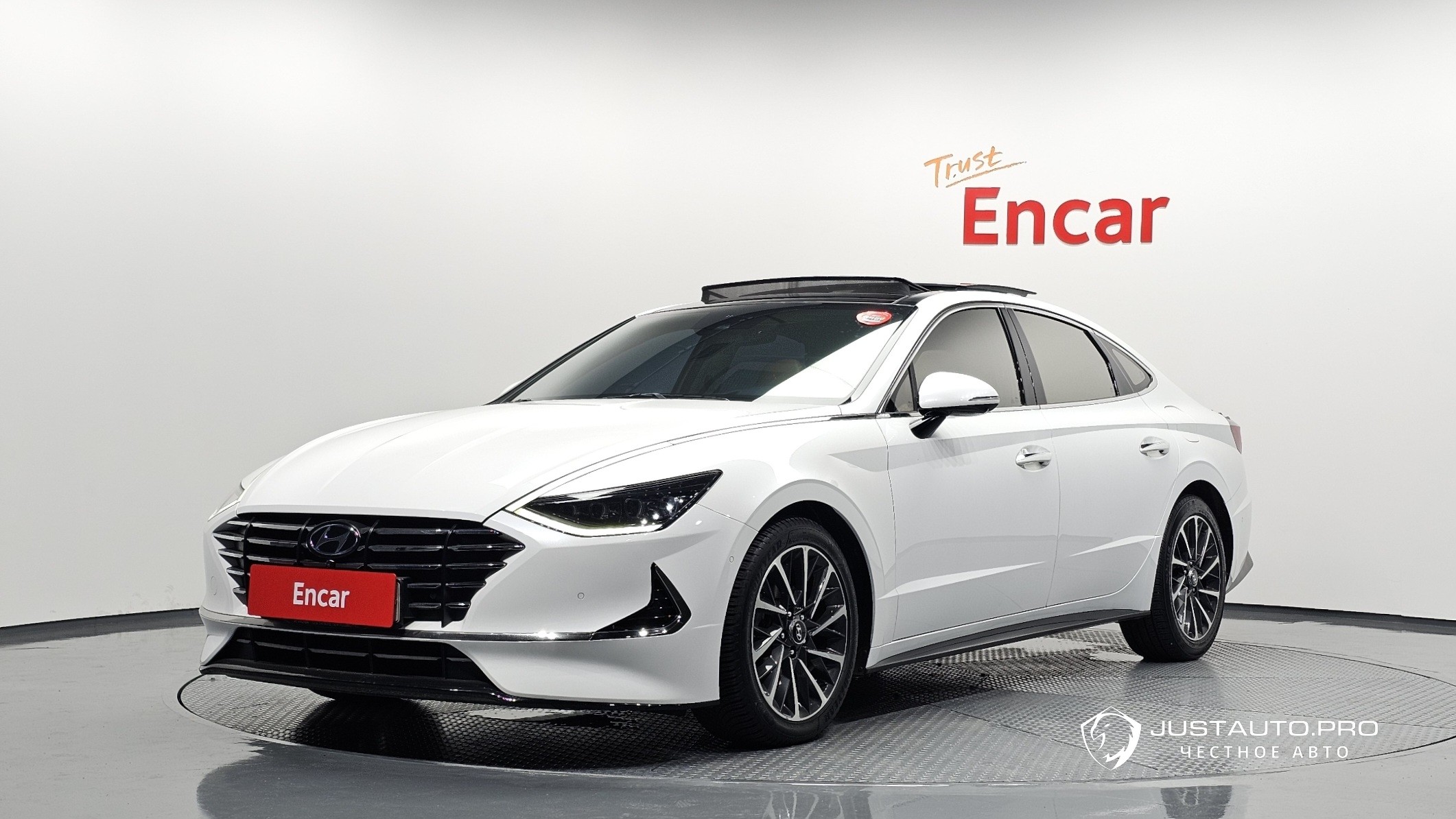 Автомобиль Hyundai Sonata