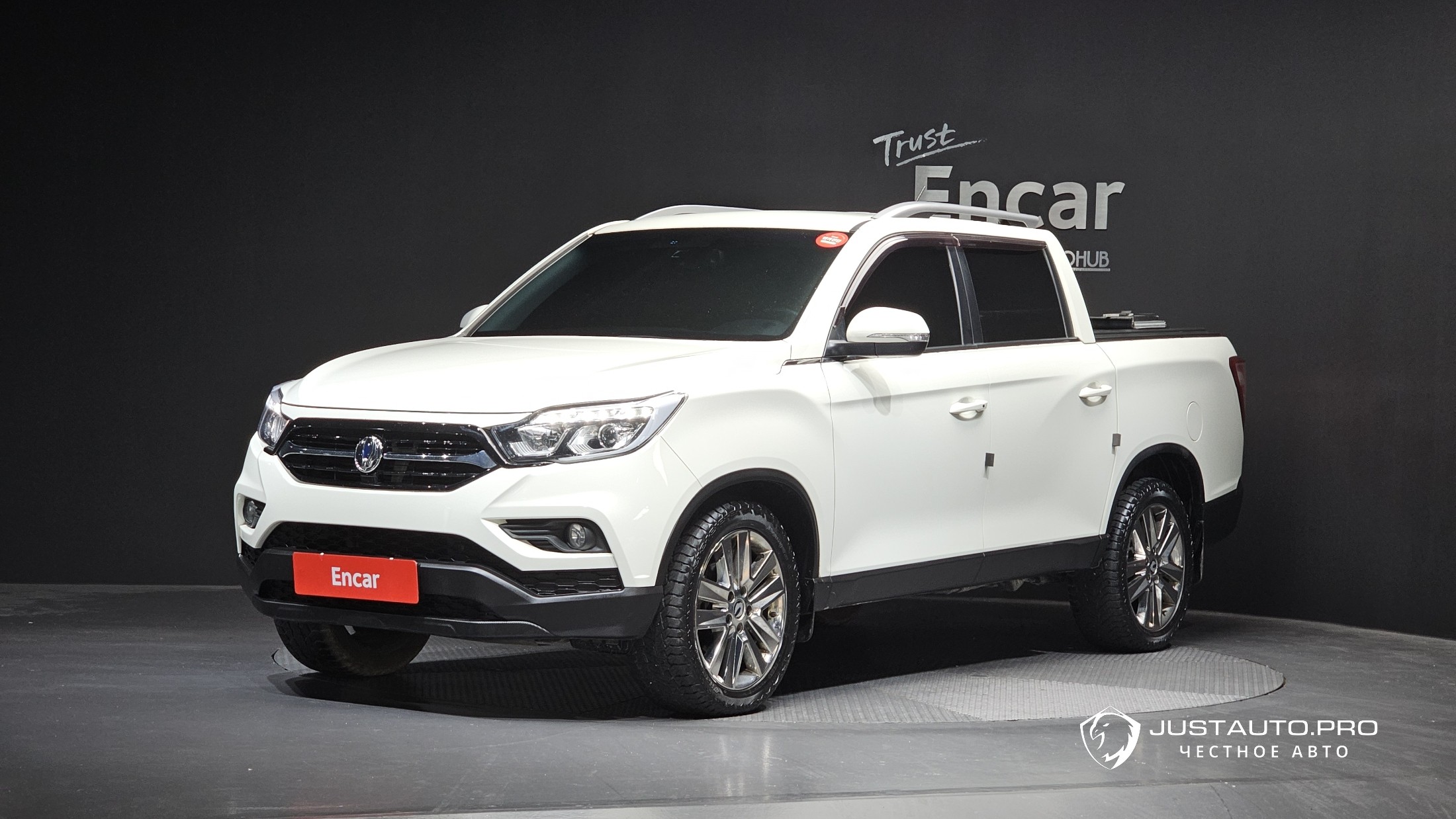 Автомобиль KG_Mobility_Ssangyong Rexton