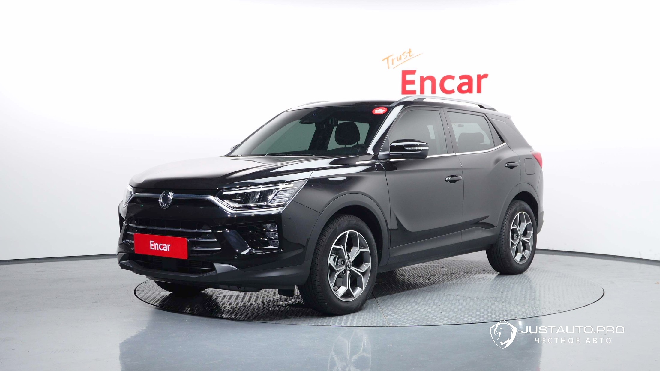 Автомобиль KG_Mobility_Ssangyong KORANDO