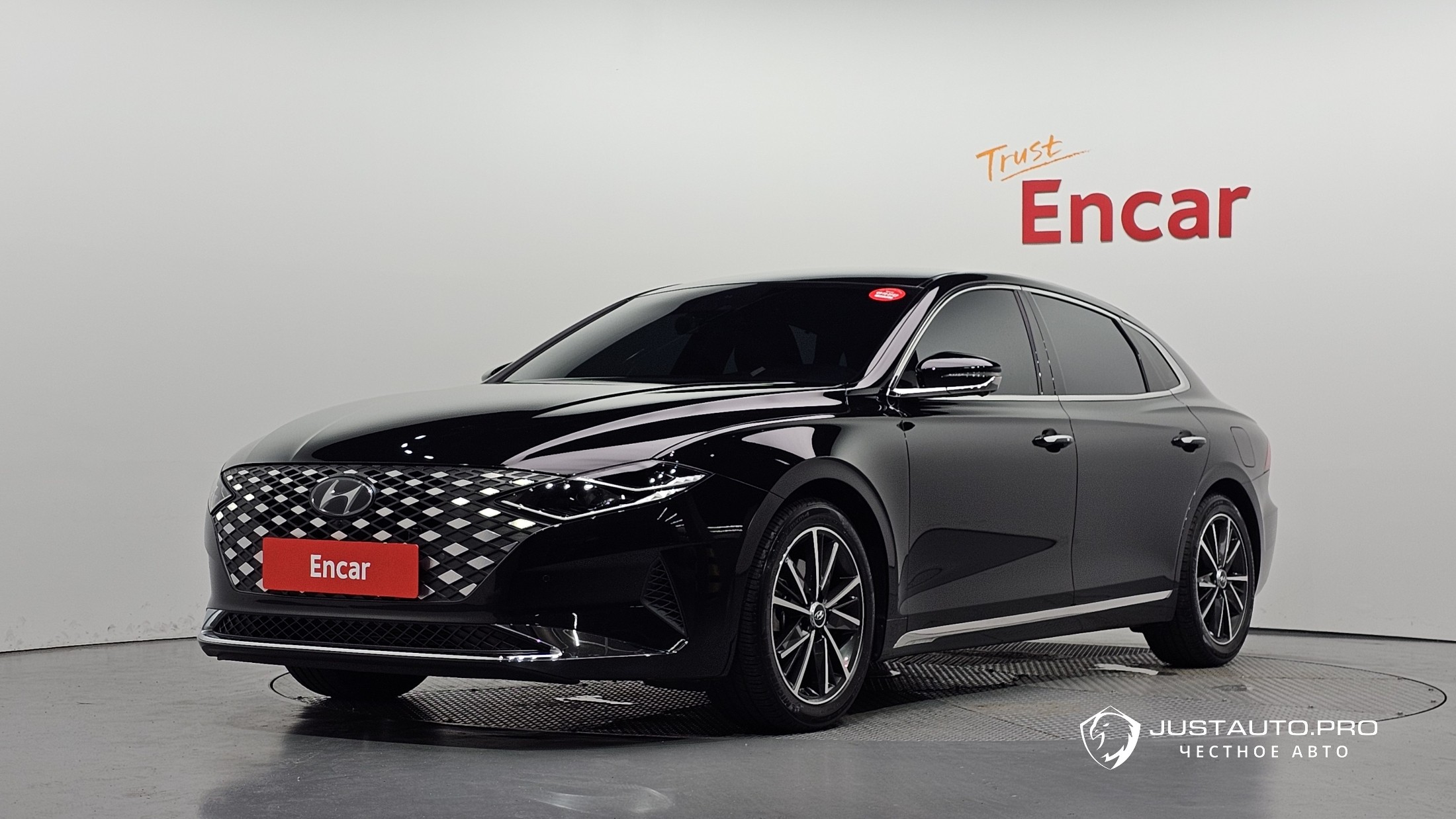 Автомобиль Hyundai Grandeur