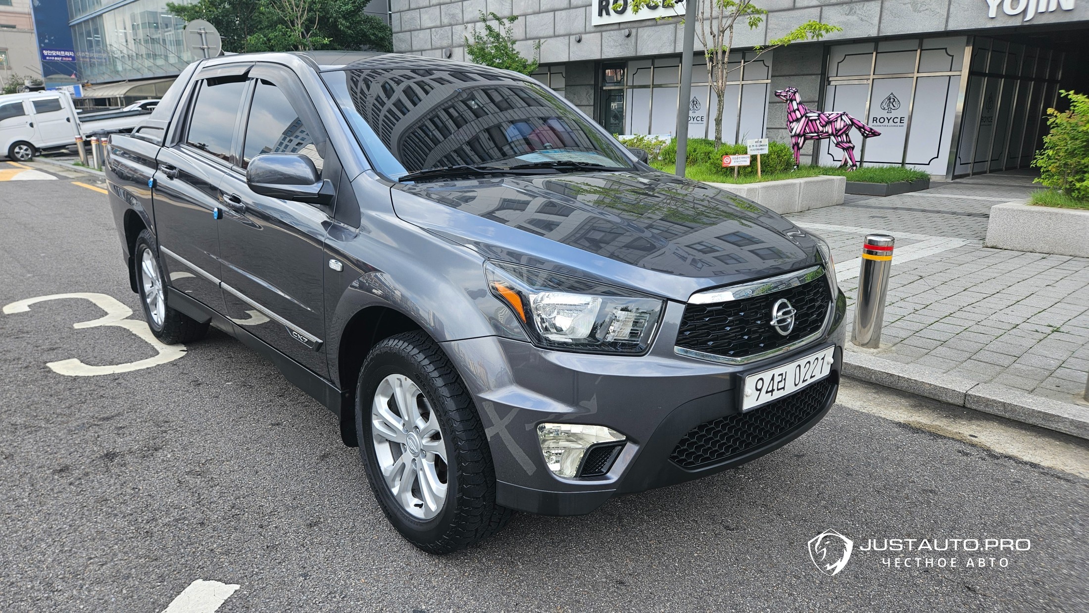 Автомобиль KG_Mobility_Ssangyong KORANDO