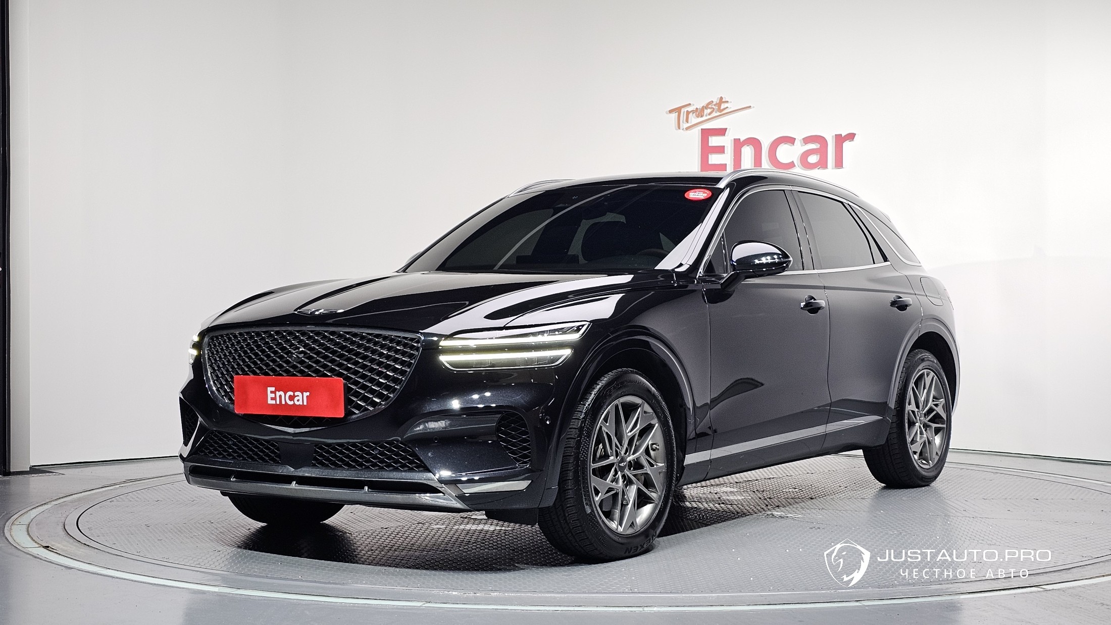 Автомобиль Genesis GV70