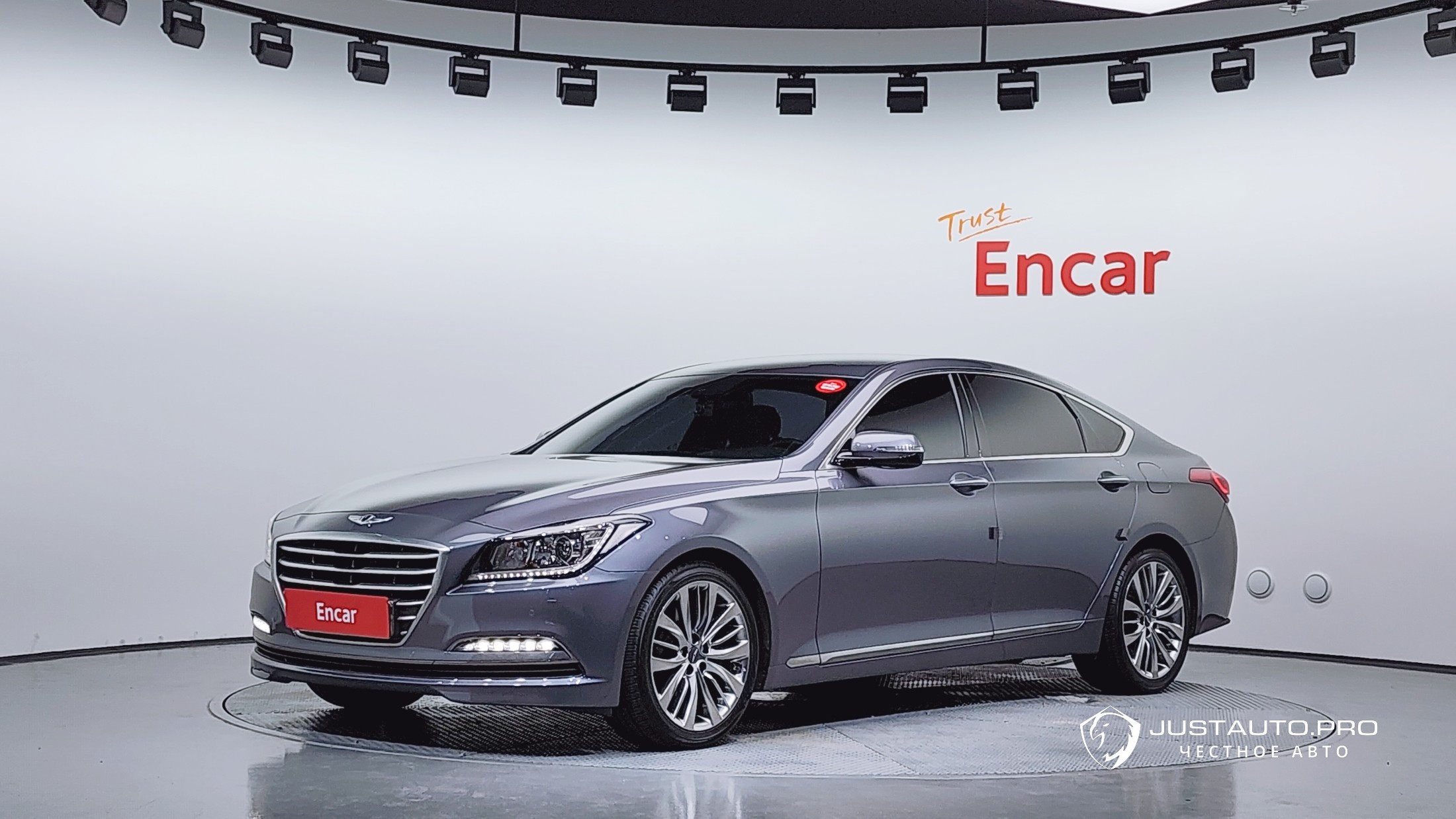 Автомобиль Hyundai Genesis