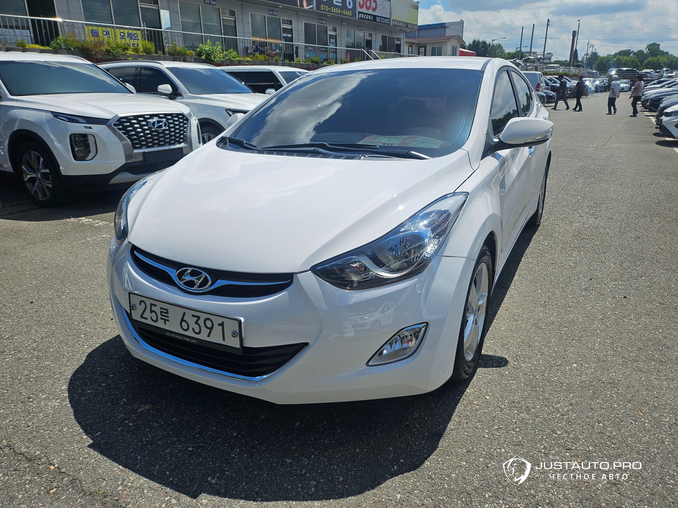 Автомобиль Hyundai AVANTE