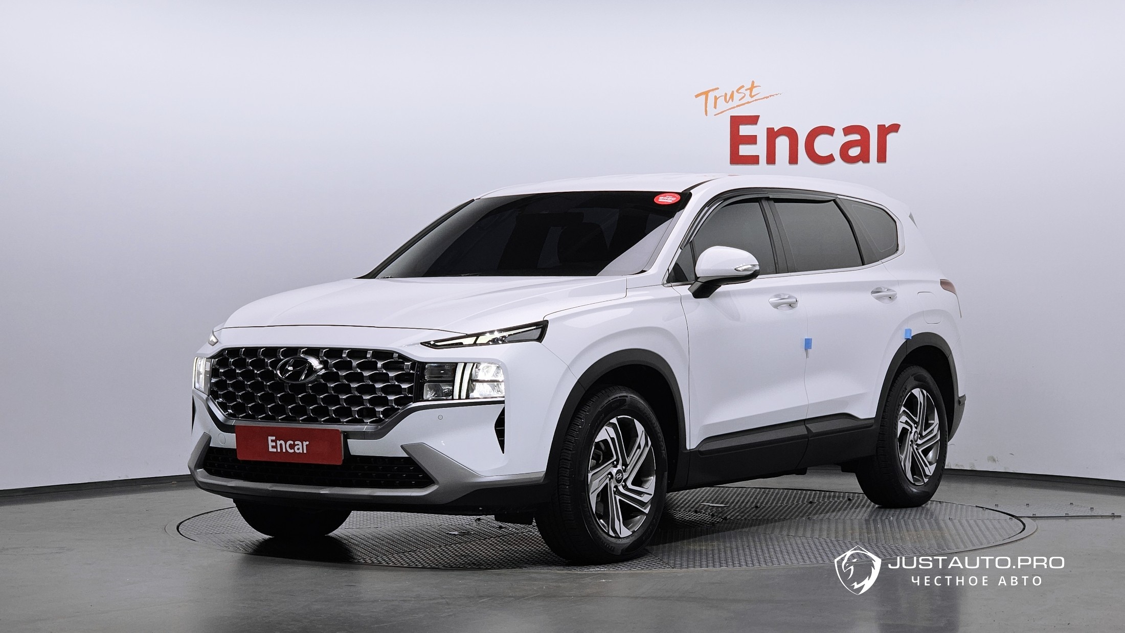 Автомобиль Hyundai Santafe