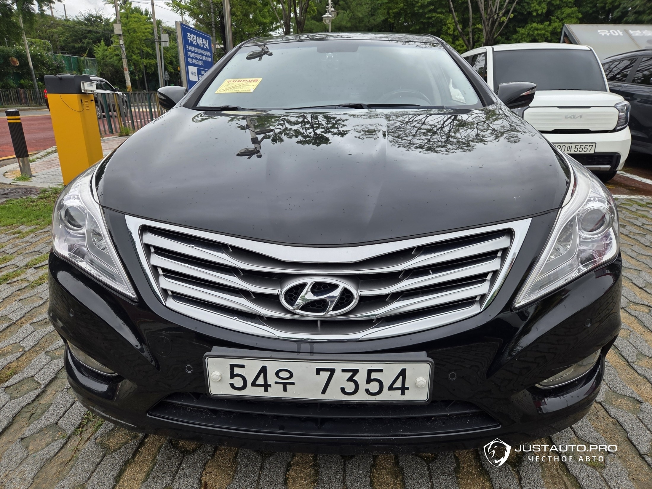 Автомобиль Hyundai Grandeur