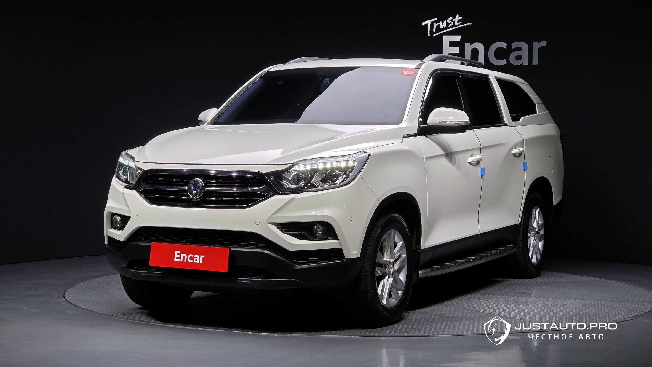 Автомобиль KG_Mobility_Ssangyong Rexton