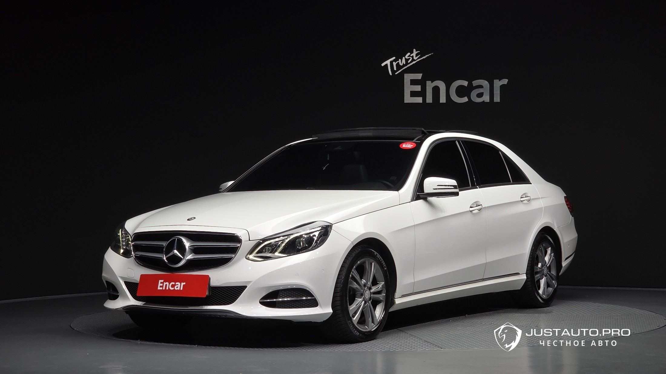 Автомобиль Mercedes-Benz E-Class