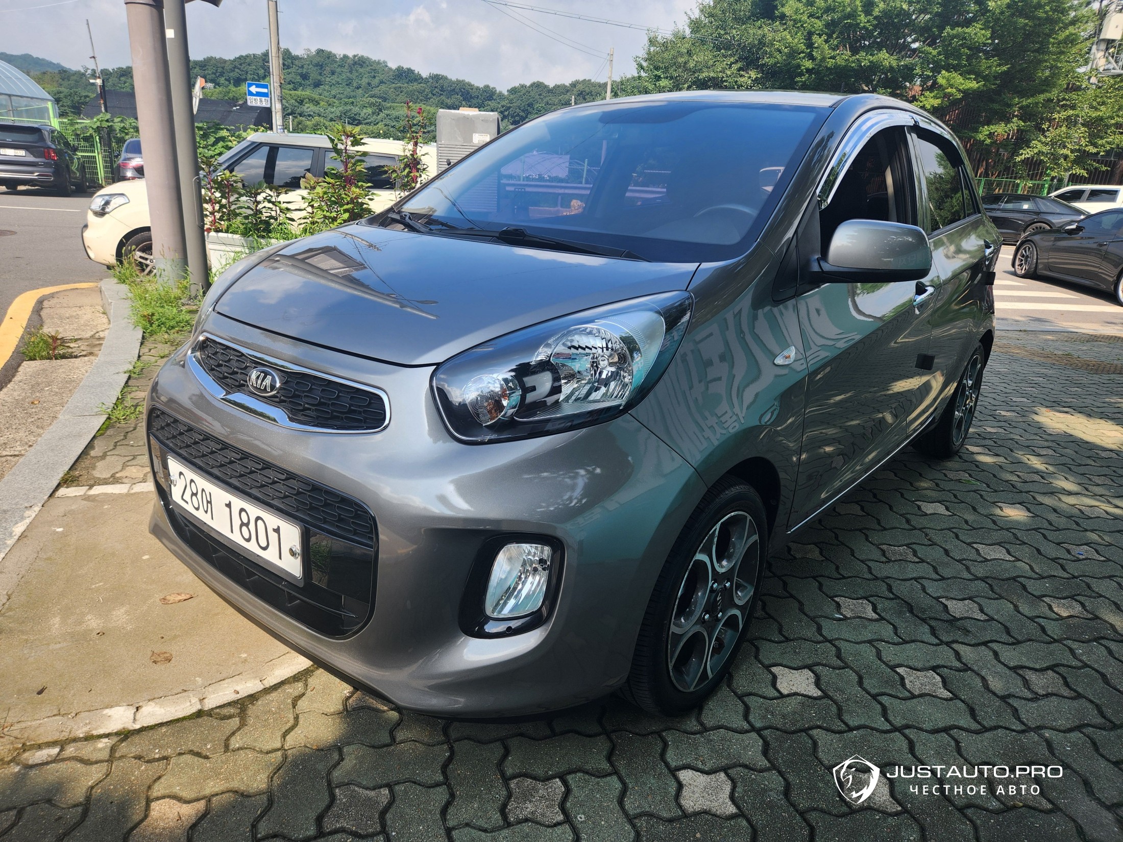 Автомобиль Kia morning