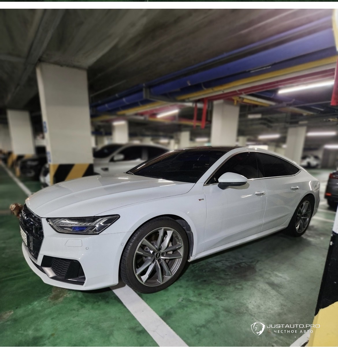 Автомобиль Audi A7