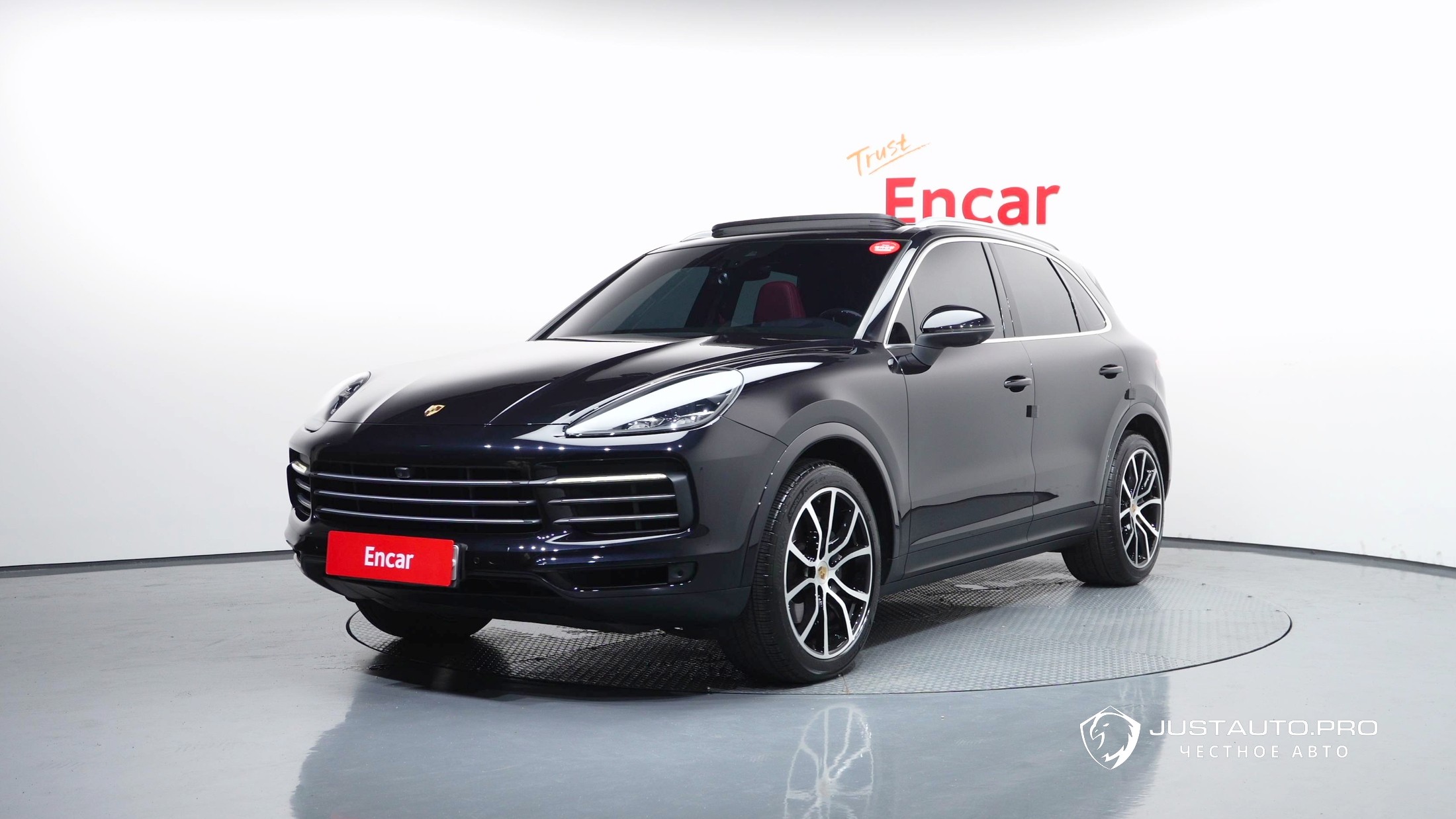 Автомобиль Porsche Cayenne