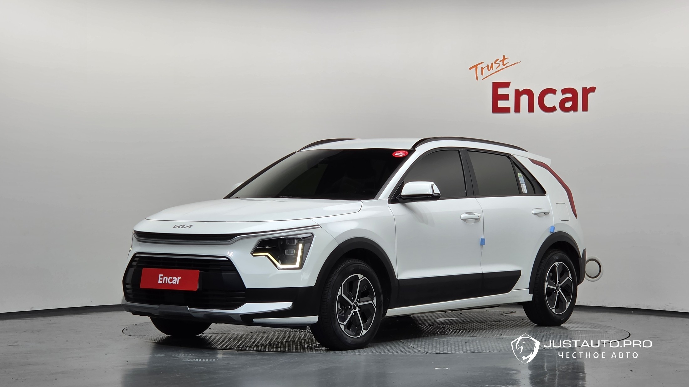 Автомобиль Kia Niro