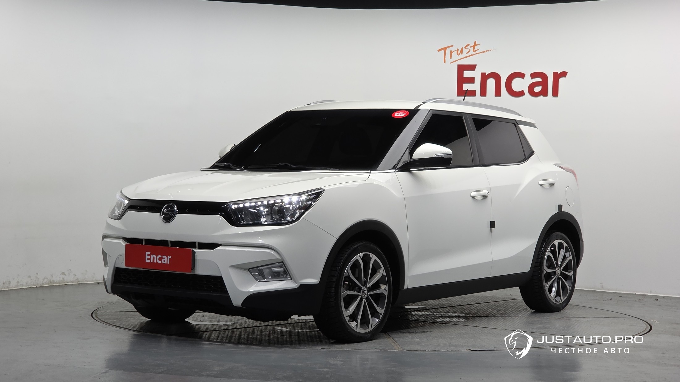 Автомобиль KG_Mobility_Ssangyong TIBOLI