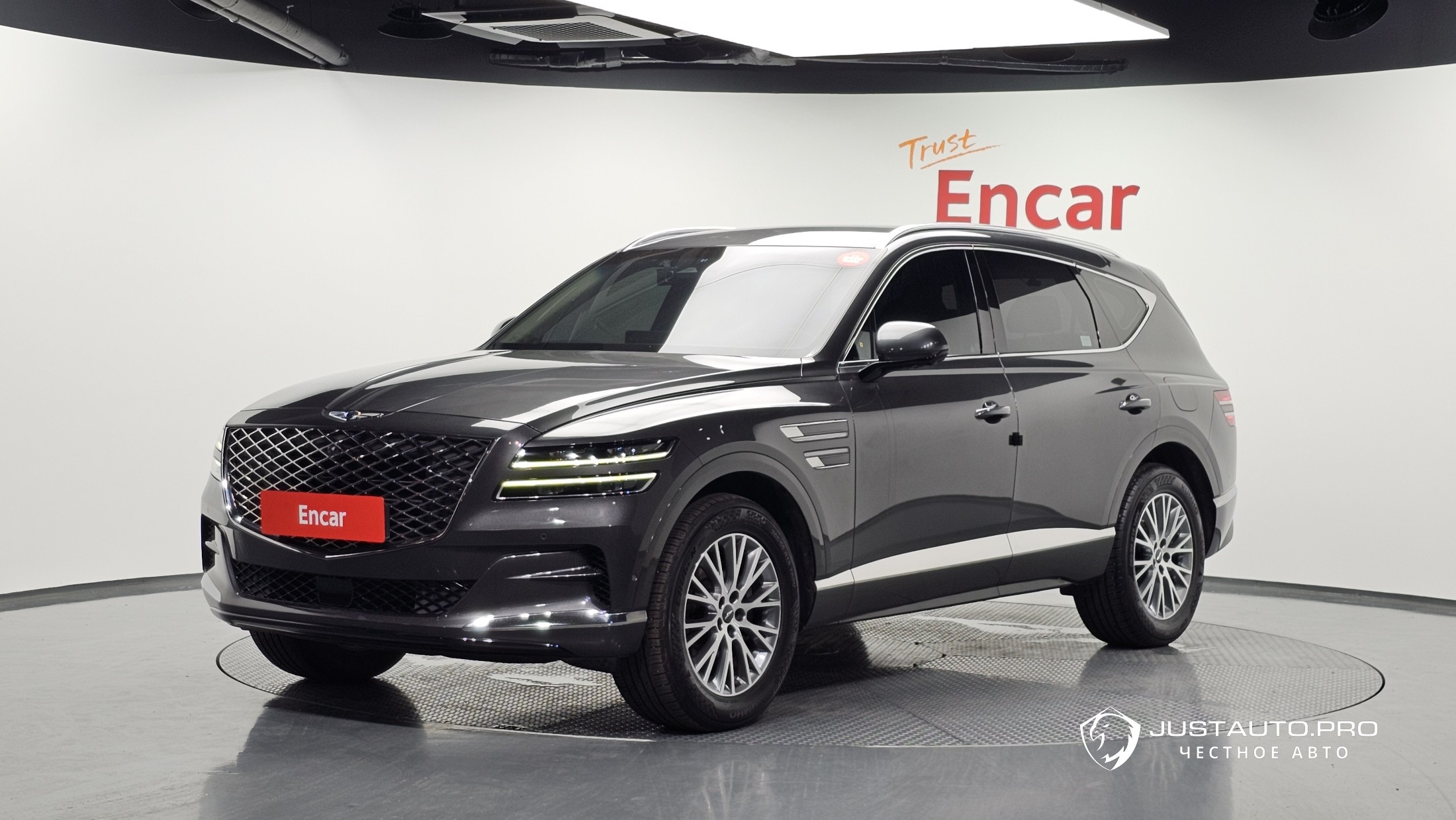 Автомобиль Genesis GV80