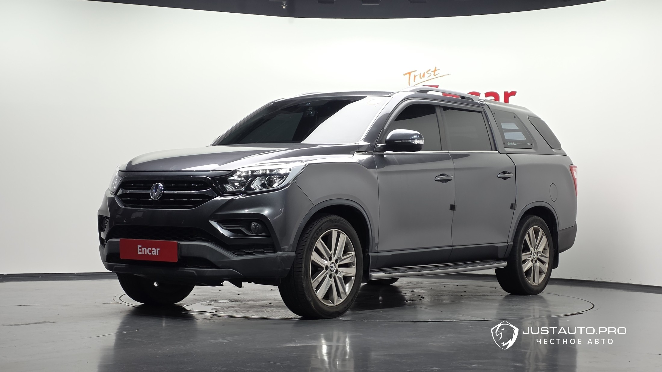 Автомобиль KG_Mobility_Ssangyong Rexton