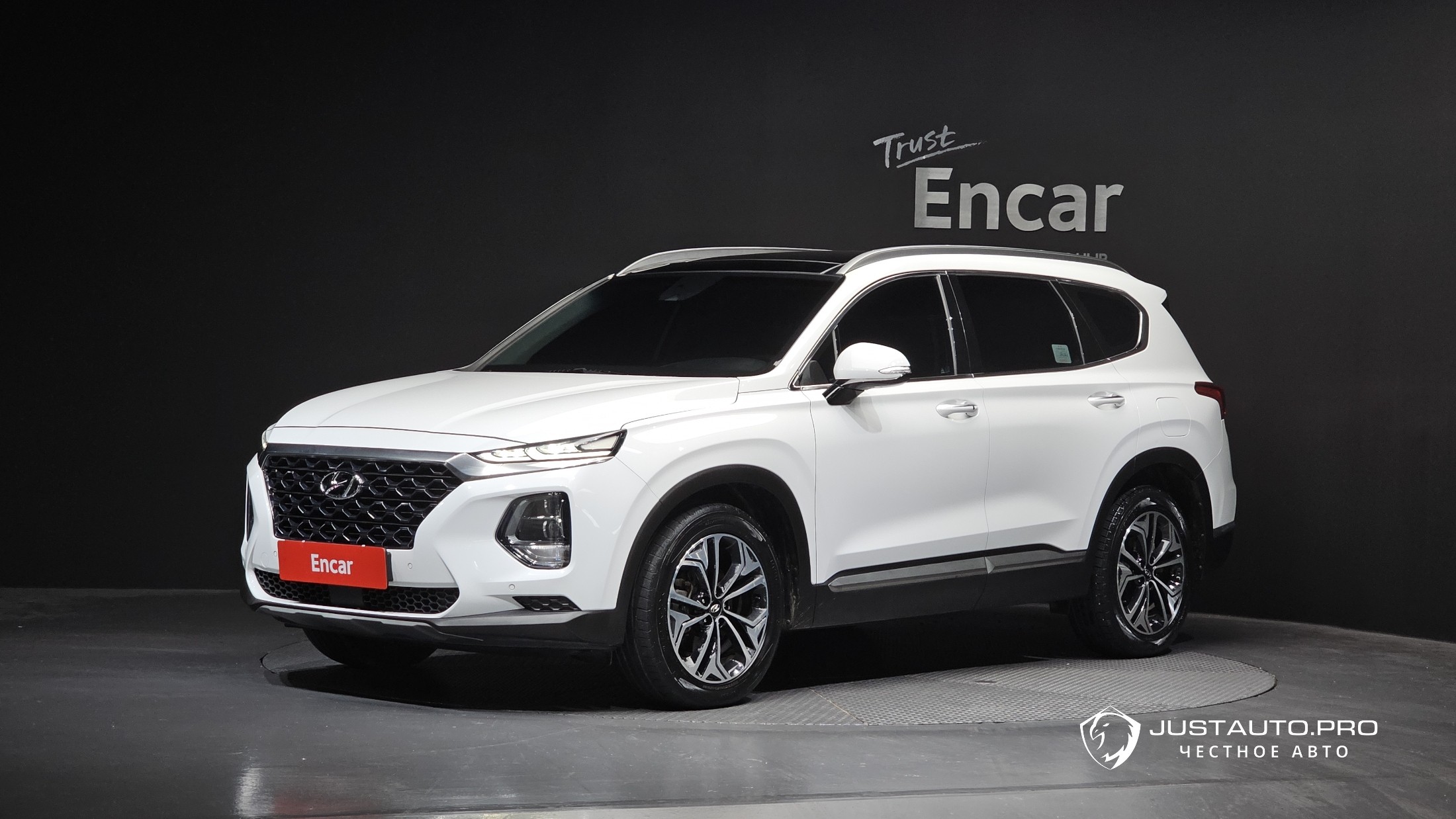 Автомобиль Hyundai Santafe