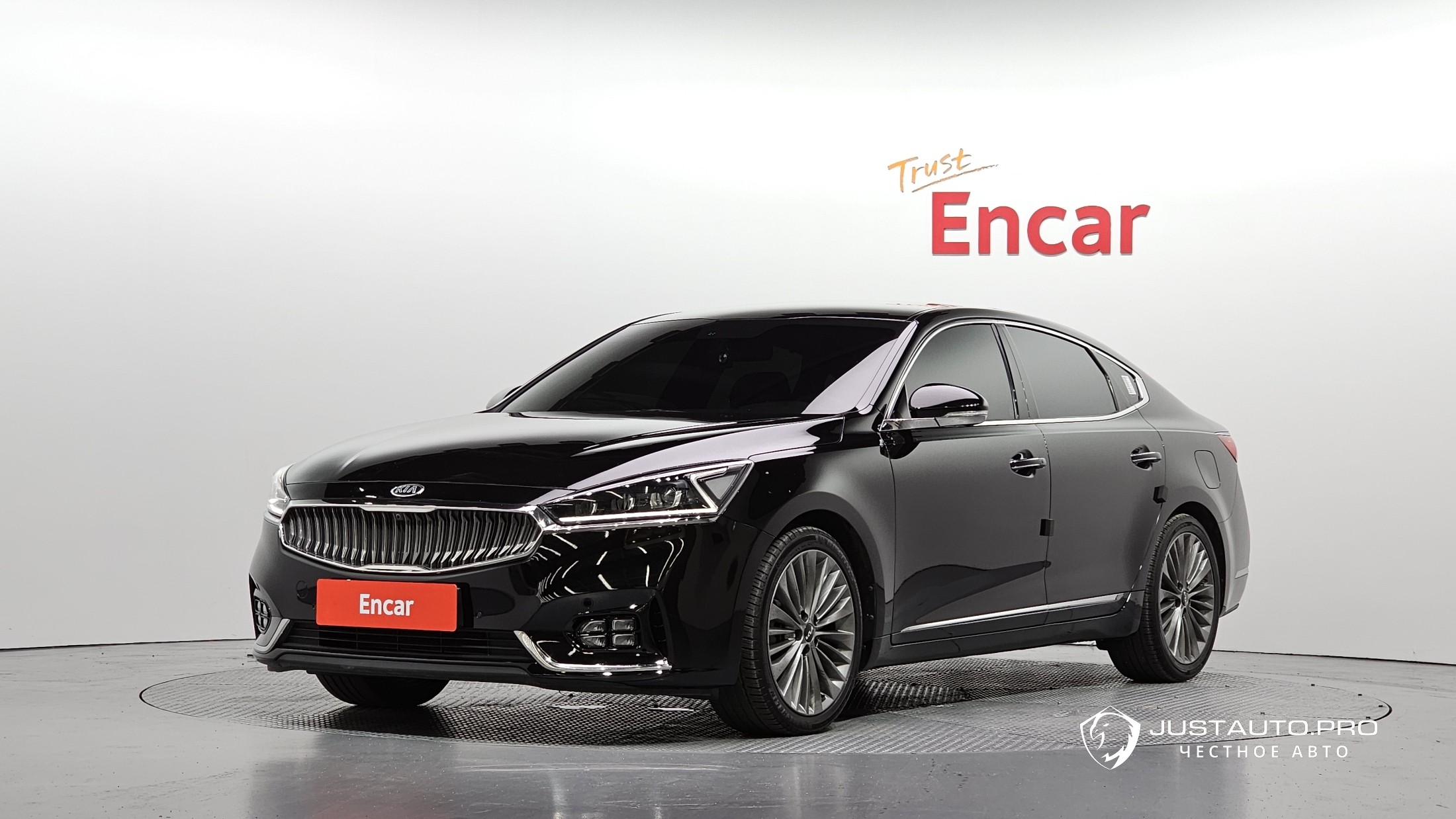 Автомобиль Kia K7