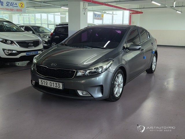 Автомобиль Kia K3