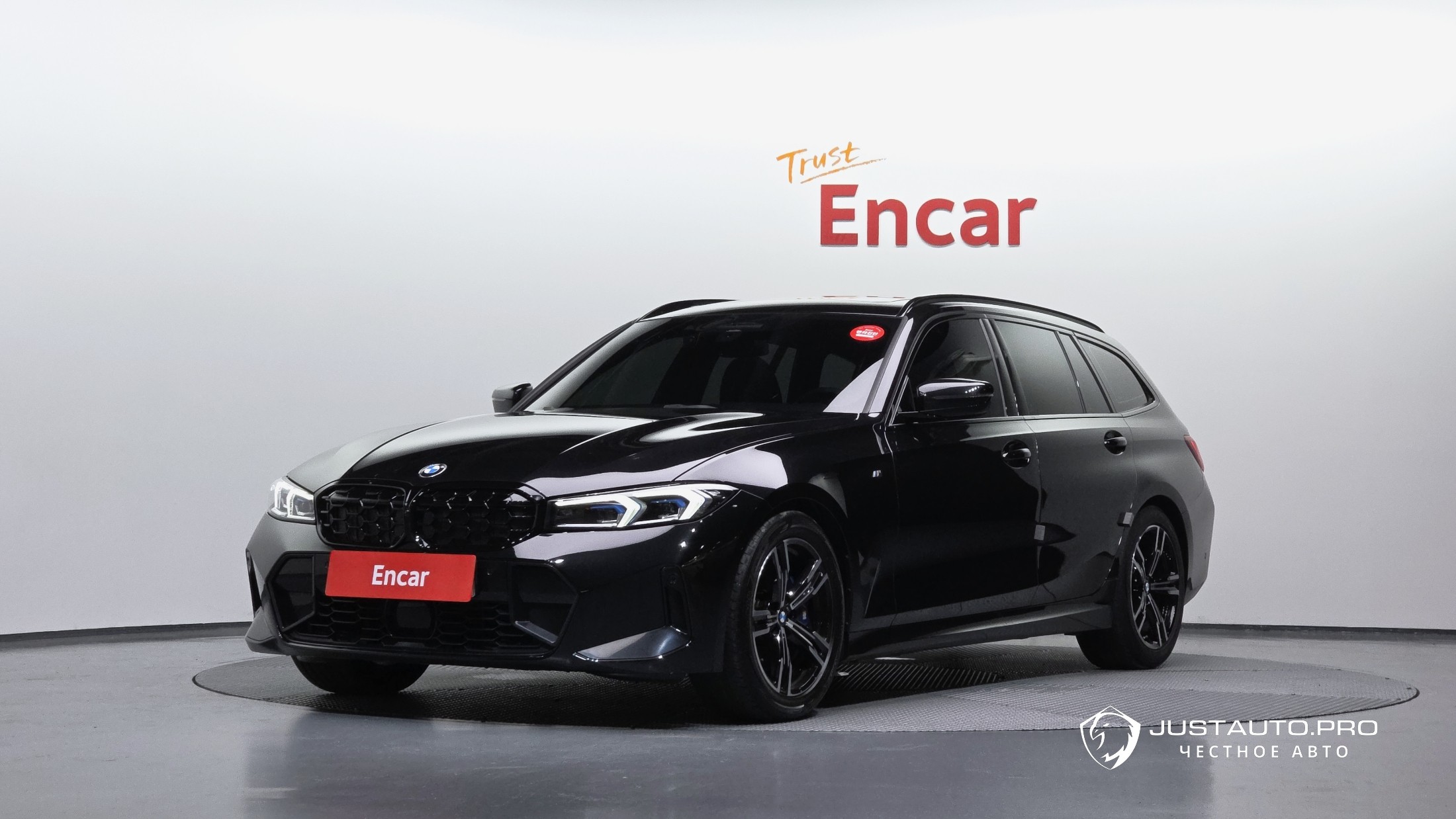 Автомобиль BMW 3-Series