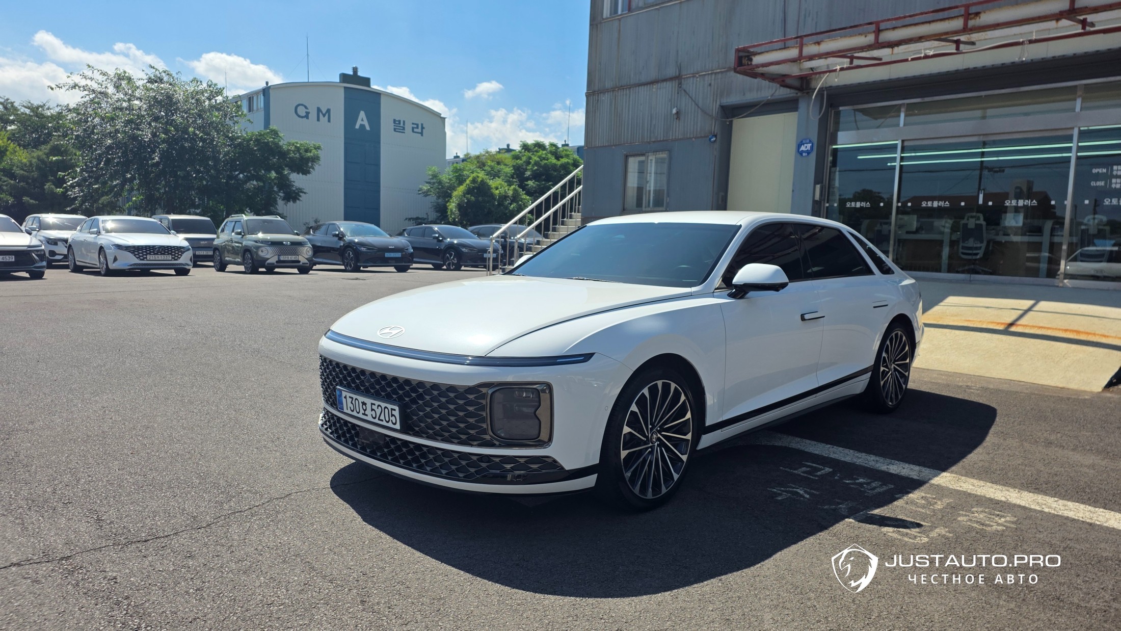 Автомобиль Hyundai Grandeur
