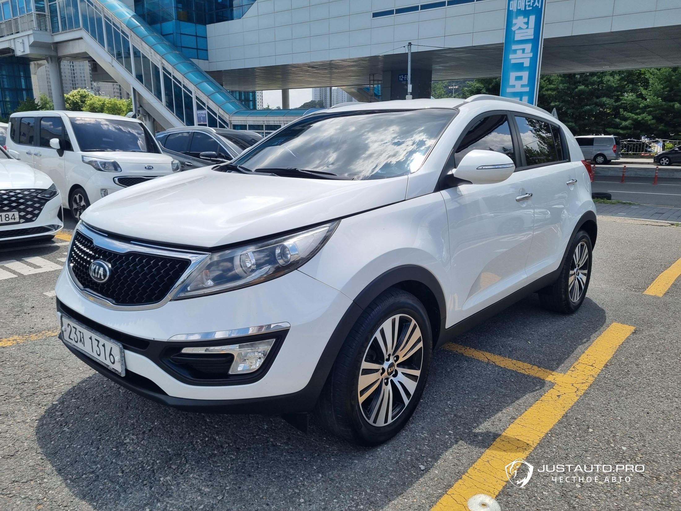 Автомобиль Kia Sportage