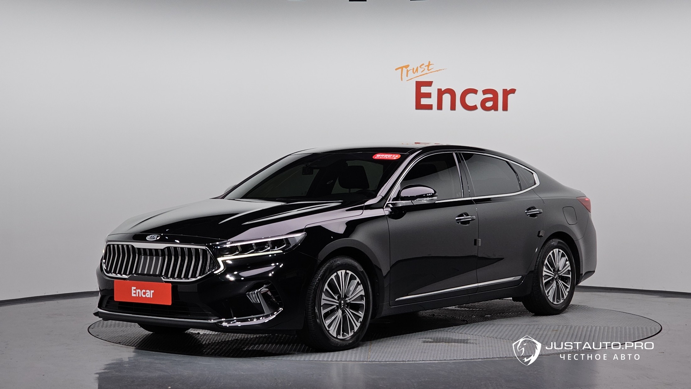Автомобиль Kia K7