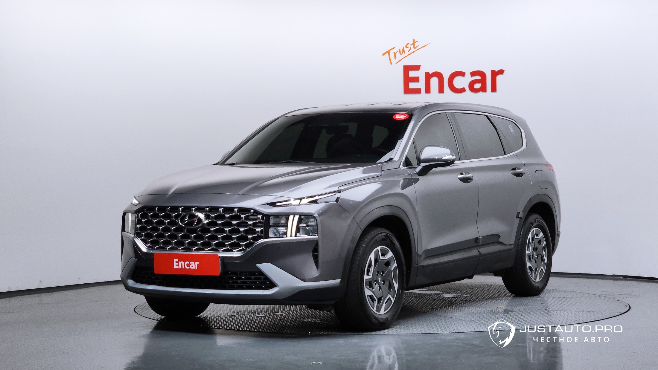 Автомобиль Hyundai Santafe
