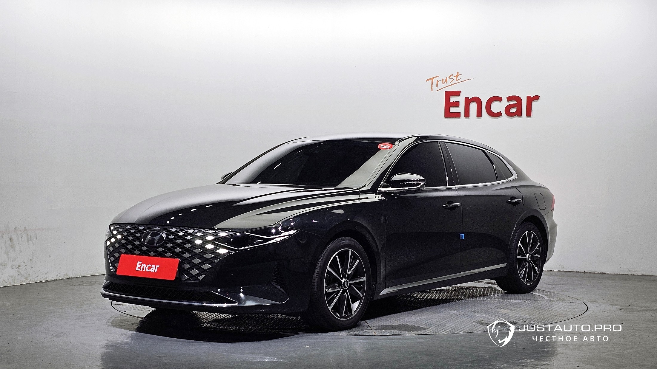 Автомобиль Hyundai Grandeur