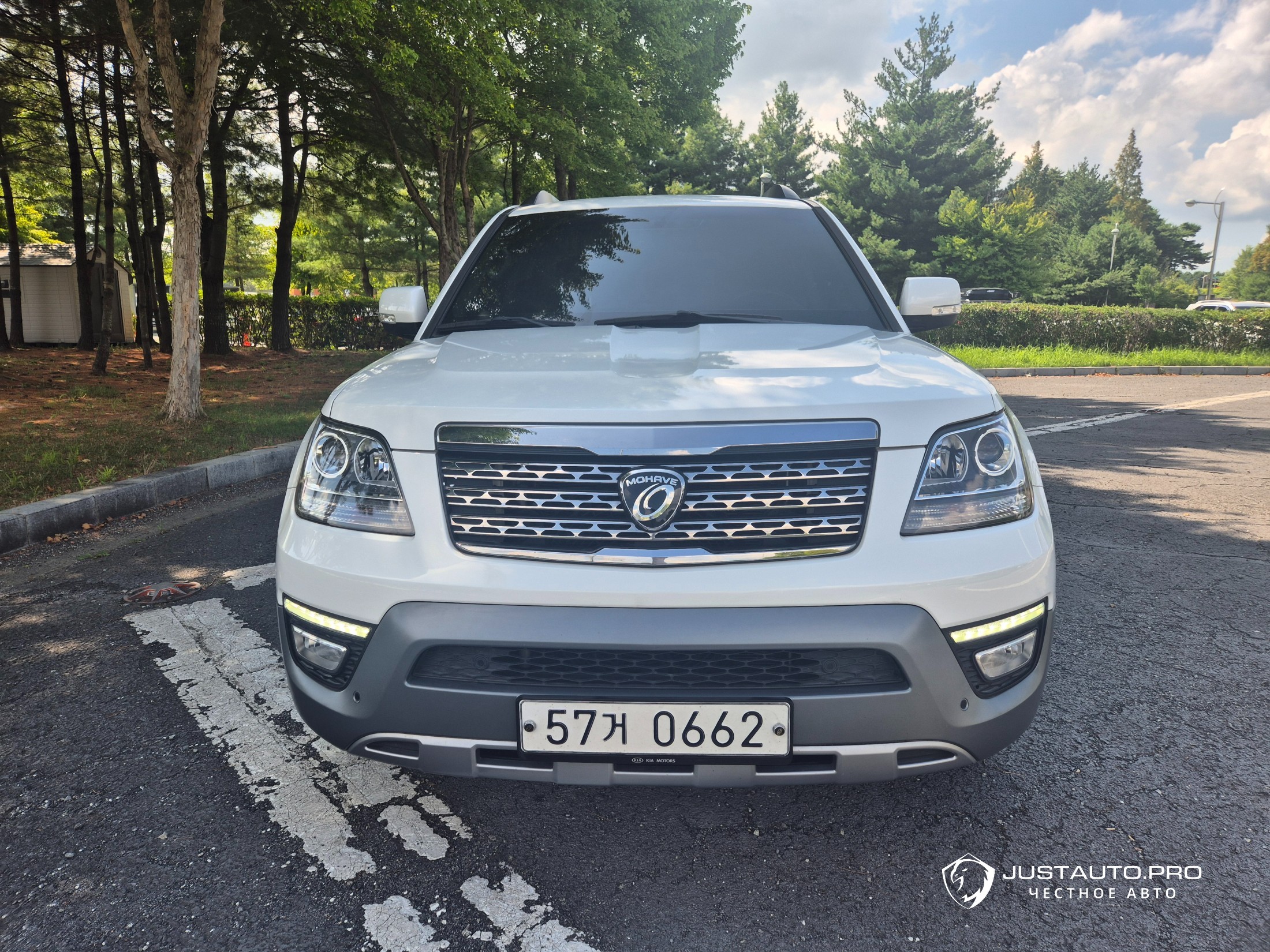 Автомобиль Kia Mohave