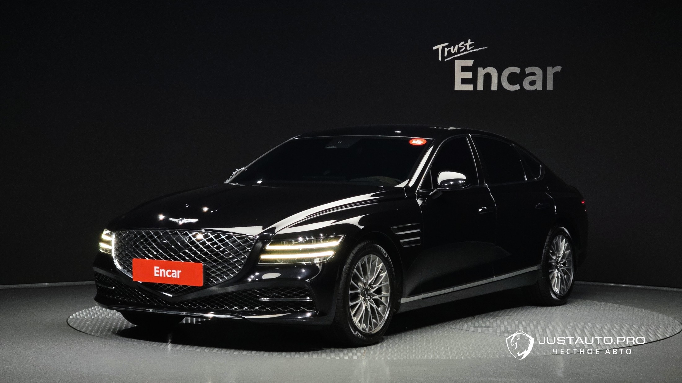 Автомобиль Genesis G80