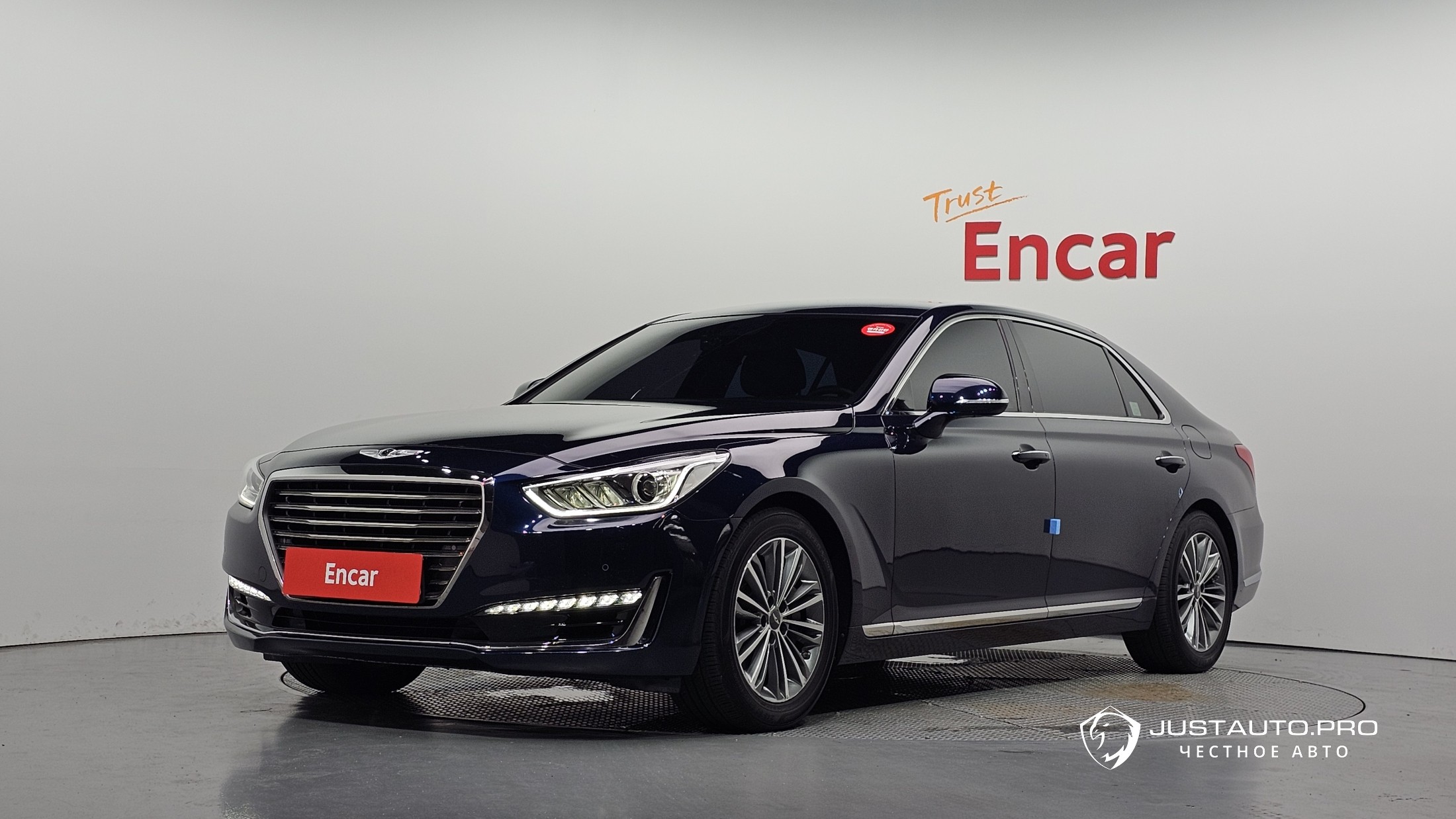 Автомобиль Genesis EQ900