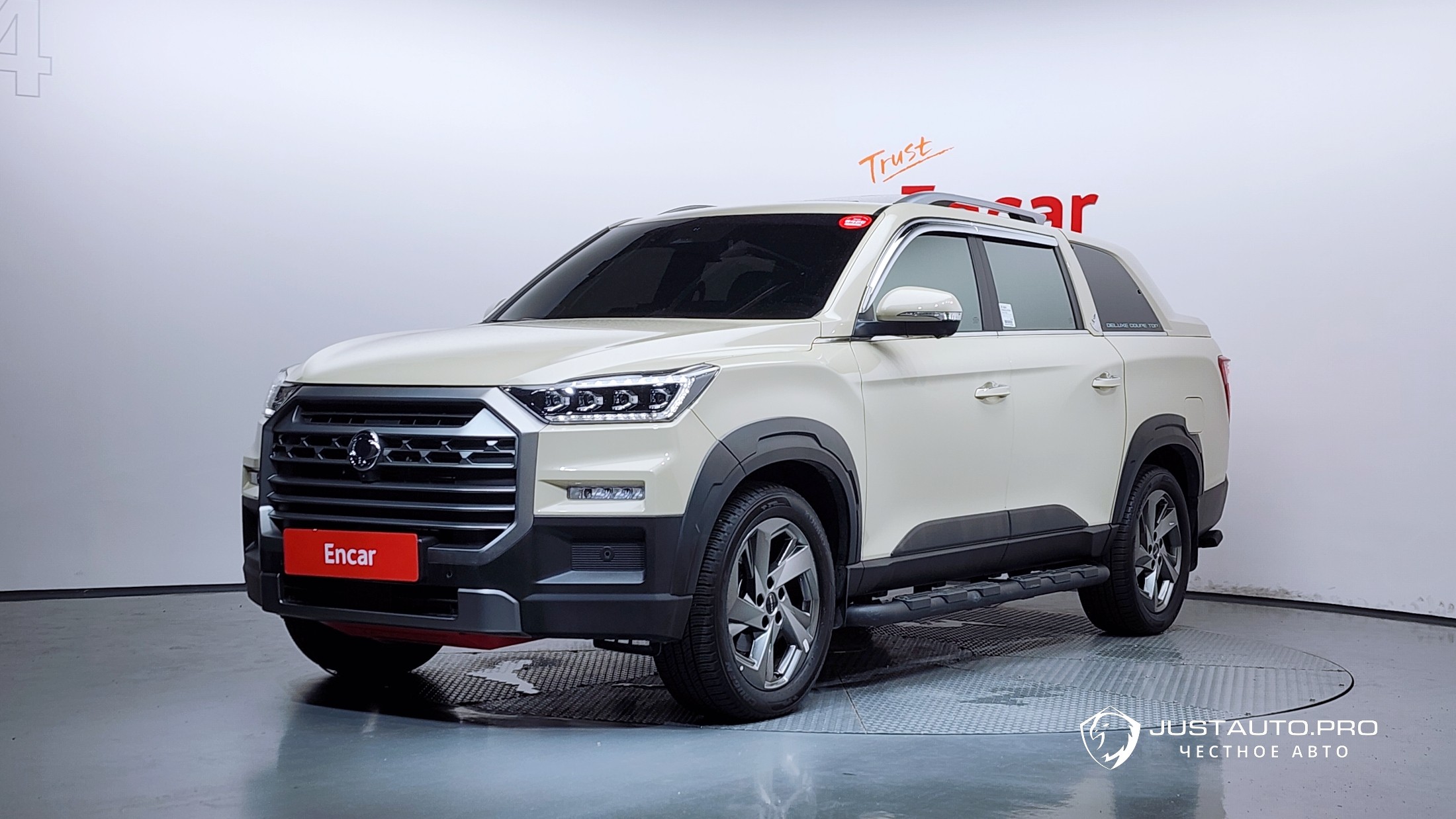 Автомобиль KG_Mobility_Ssangyong Musso