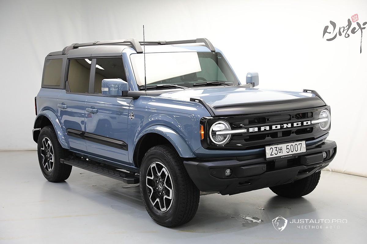 Автомобиль Ford Bronco
