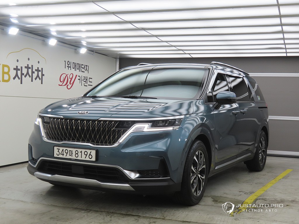Автомобиль Kia Canival