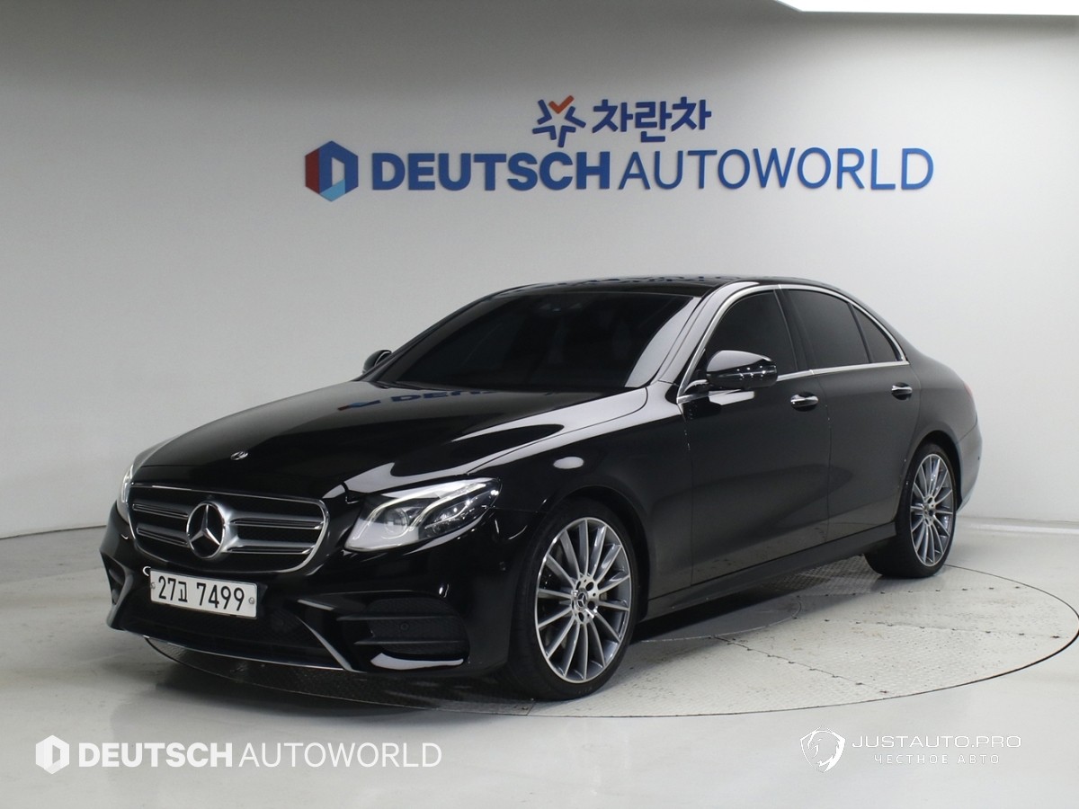 Автомобиль Mercedes-Benz E-Class