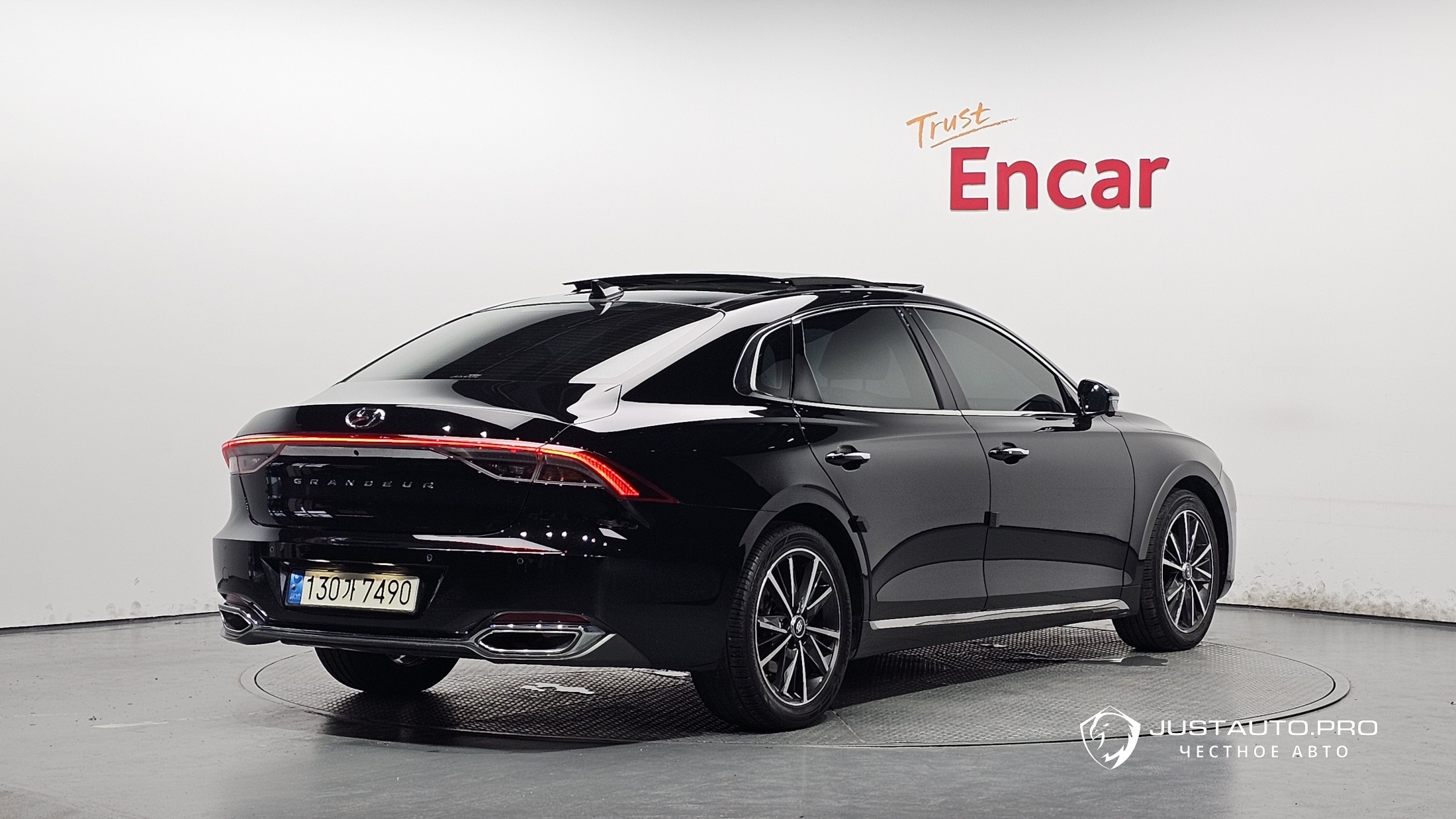 Автомобиль Hyundai Grandeur