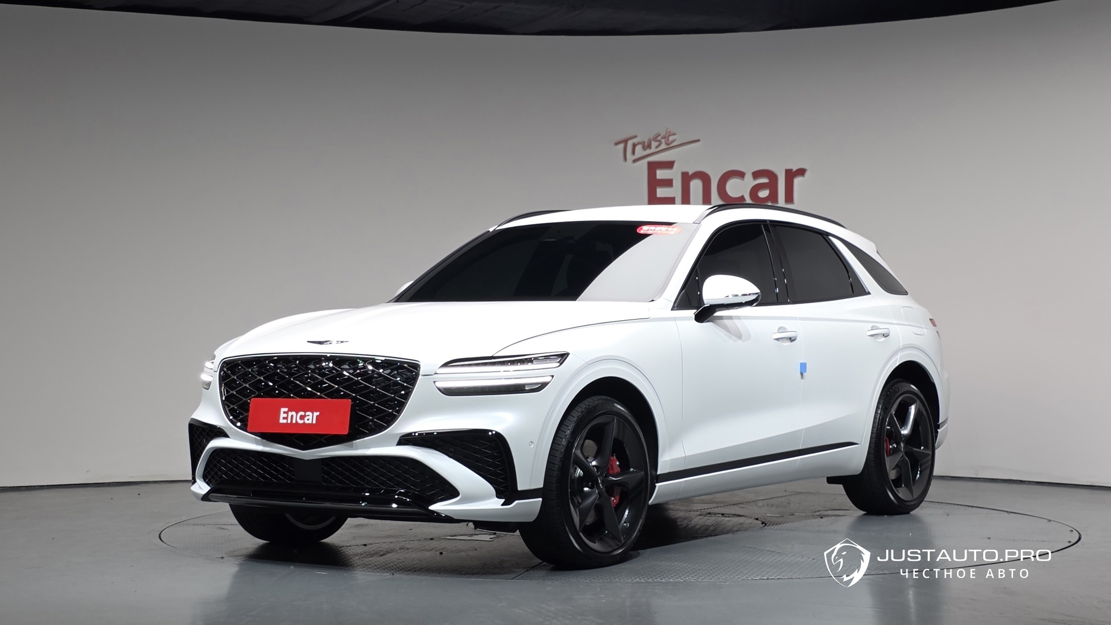 Автомобиль Genesis GV70