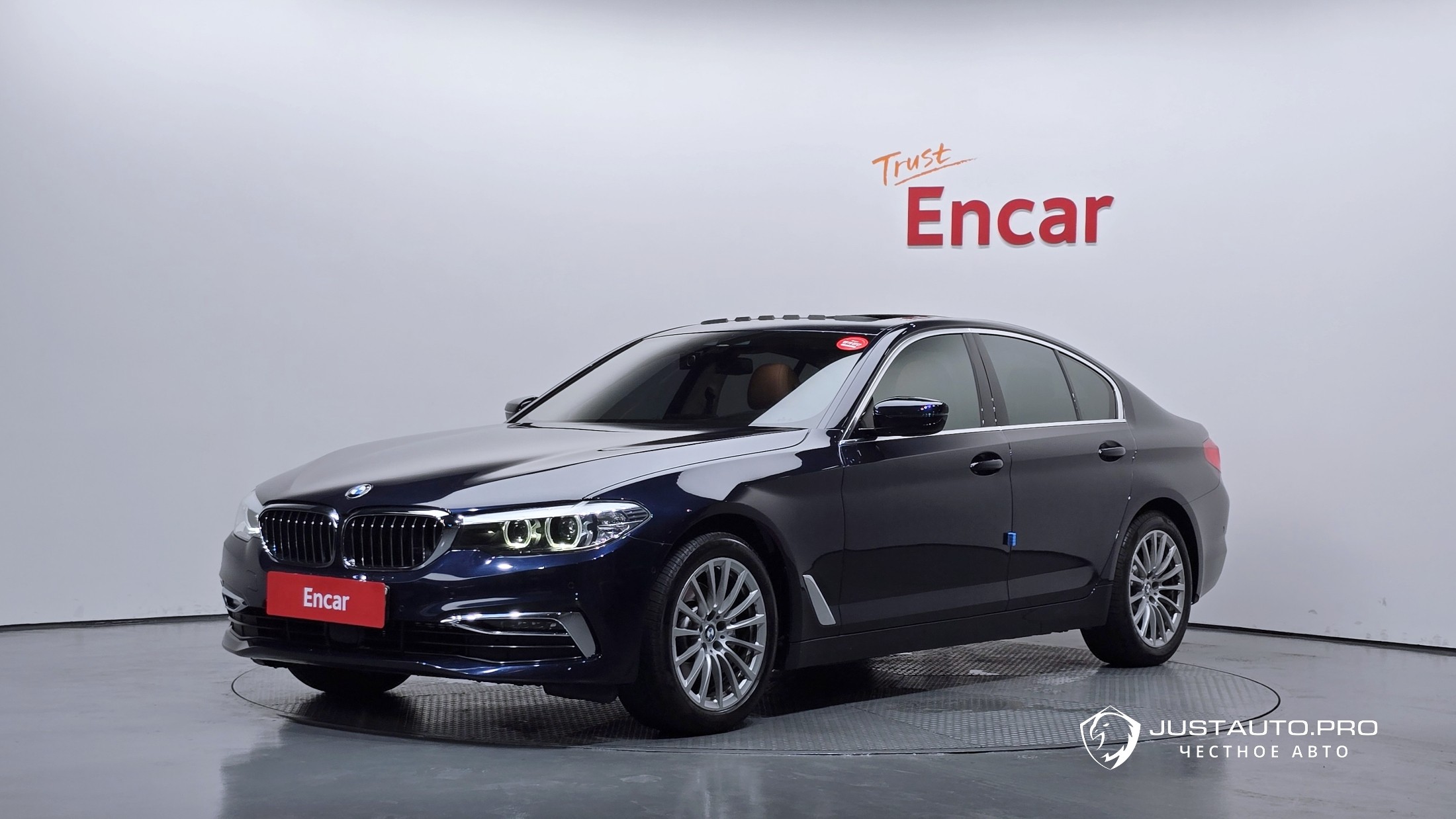 Автомобиль BMW 5-Series