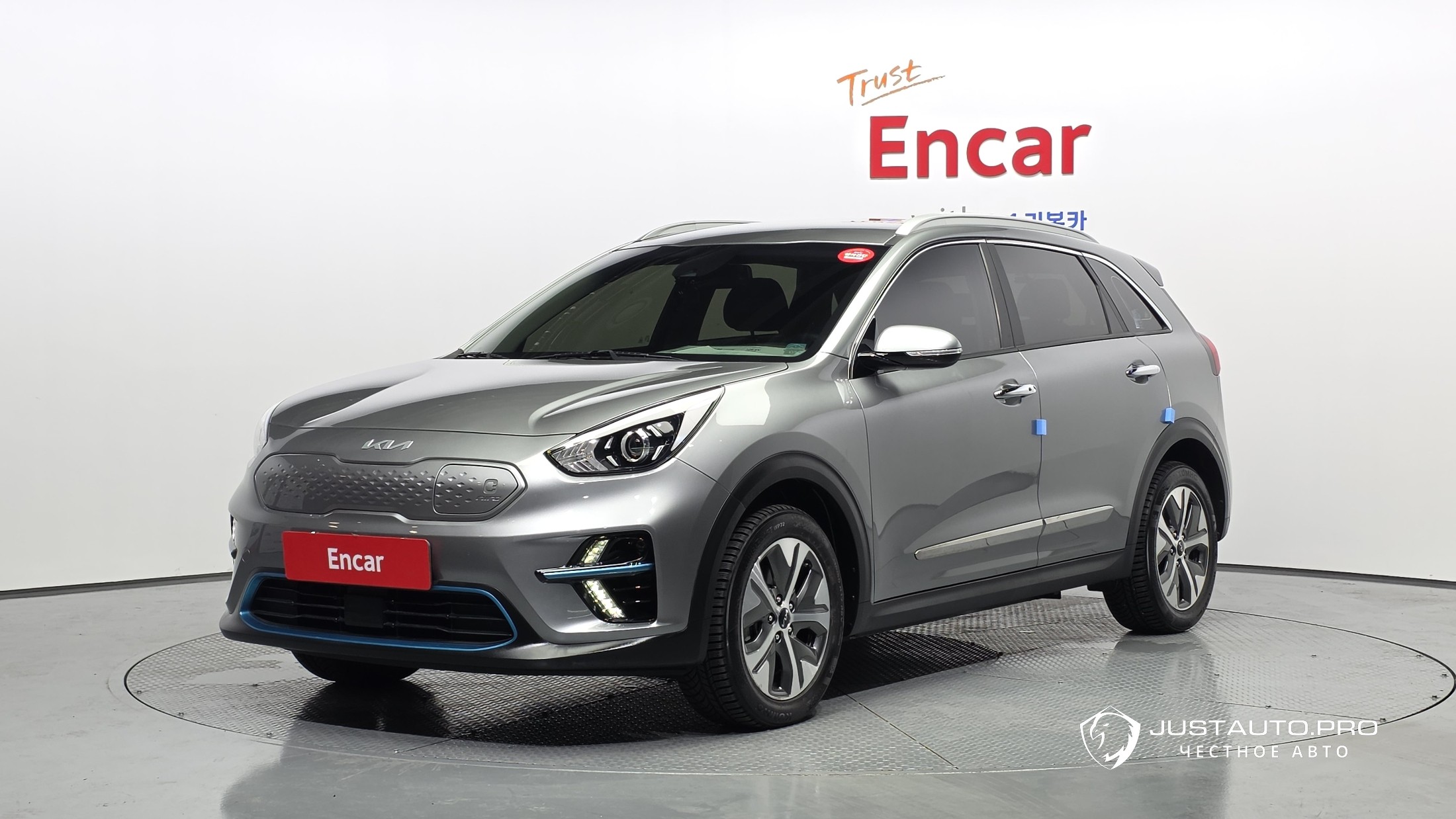 Автомобиль Kia Niro