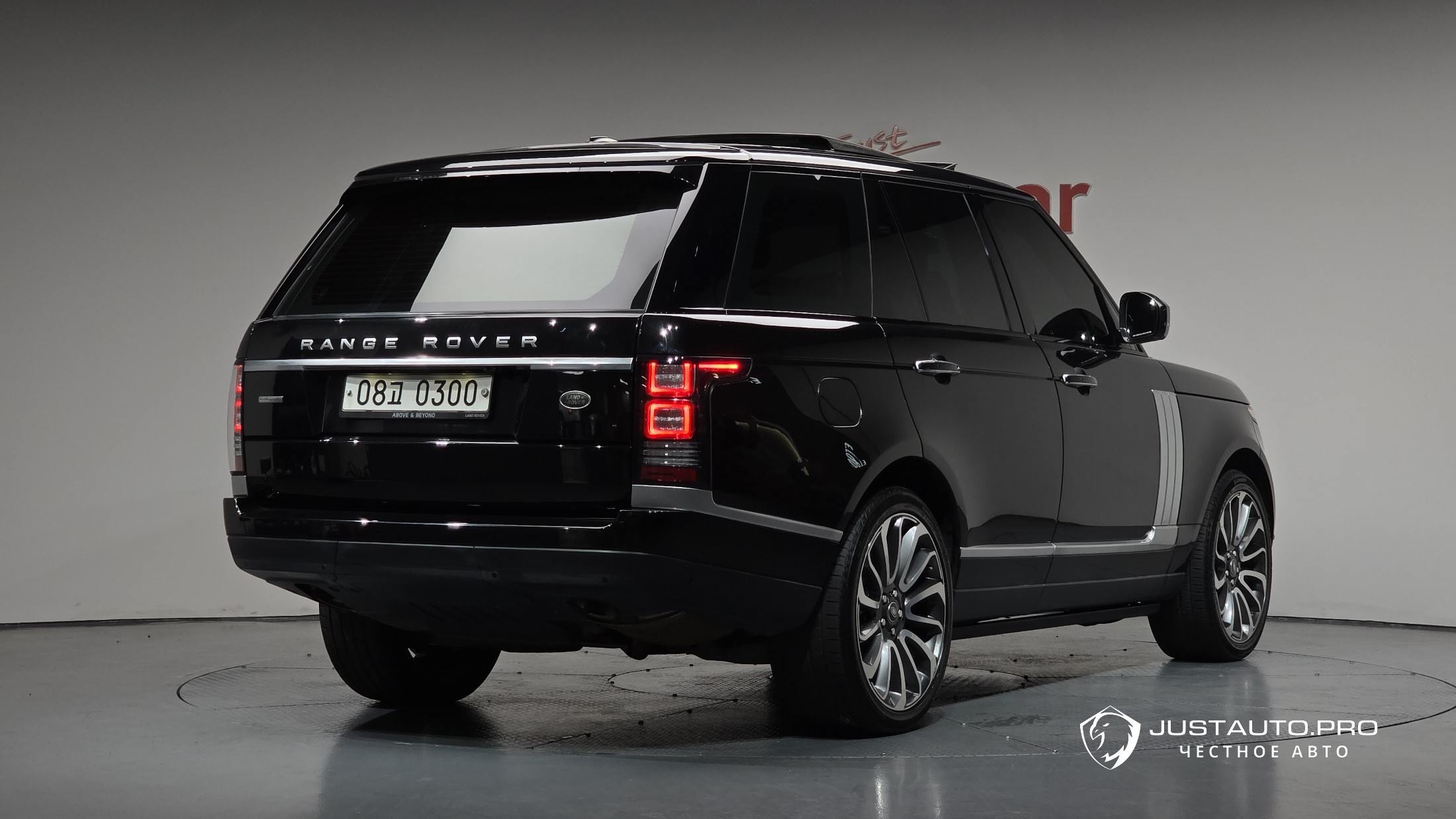 Автомобиль Land Rover Range Rover