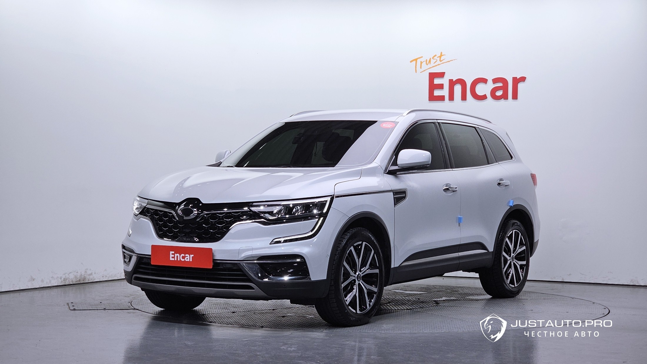 Автомобиль Renault-KoreaSamsung QM6