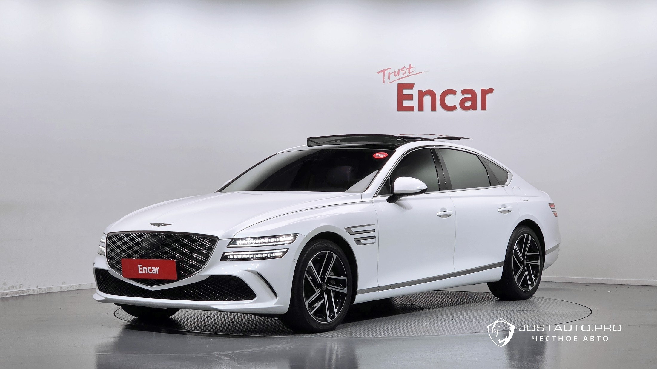 Автомобиль Genesis G80