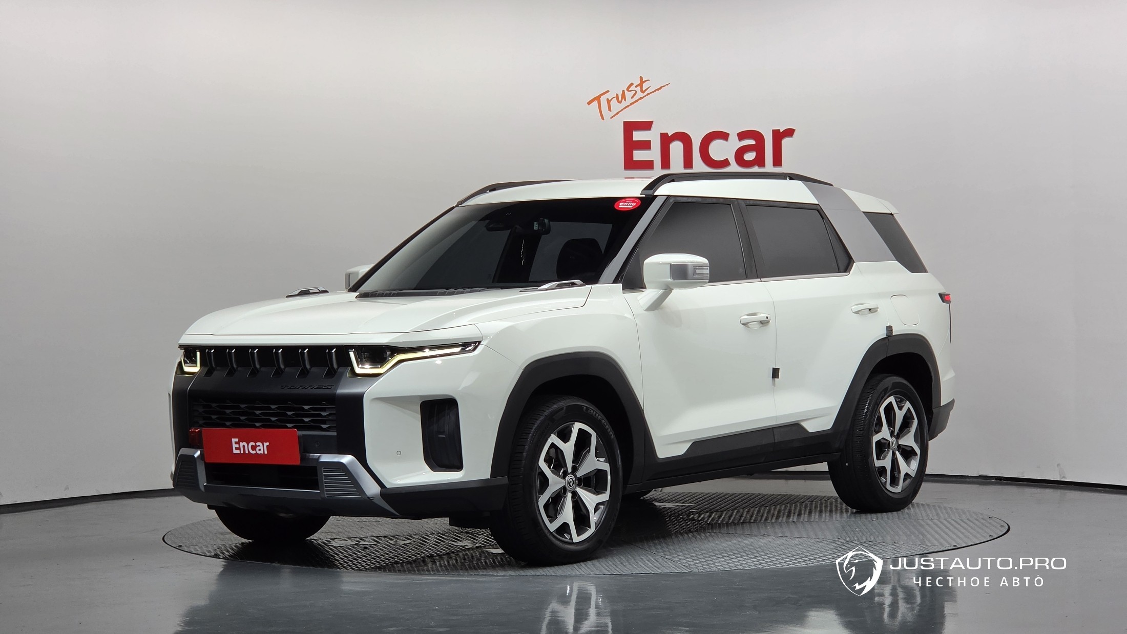 Автомобиль KG_Mobility_Ssangyong Torres