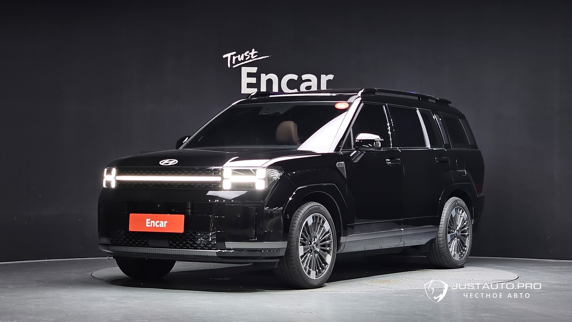 Автомобиль Hyundai Santafe