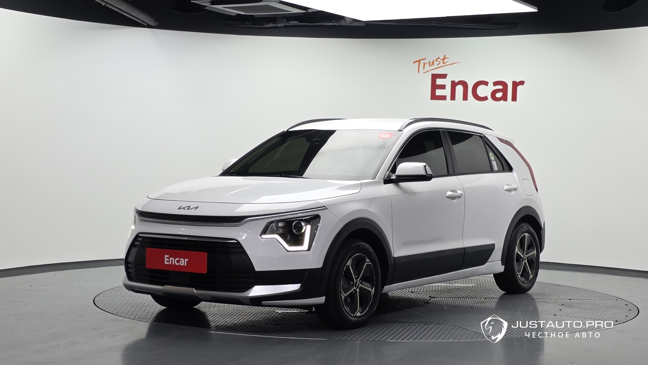 Автомобиль Kia Niro