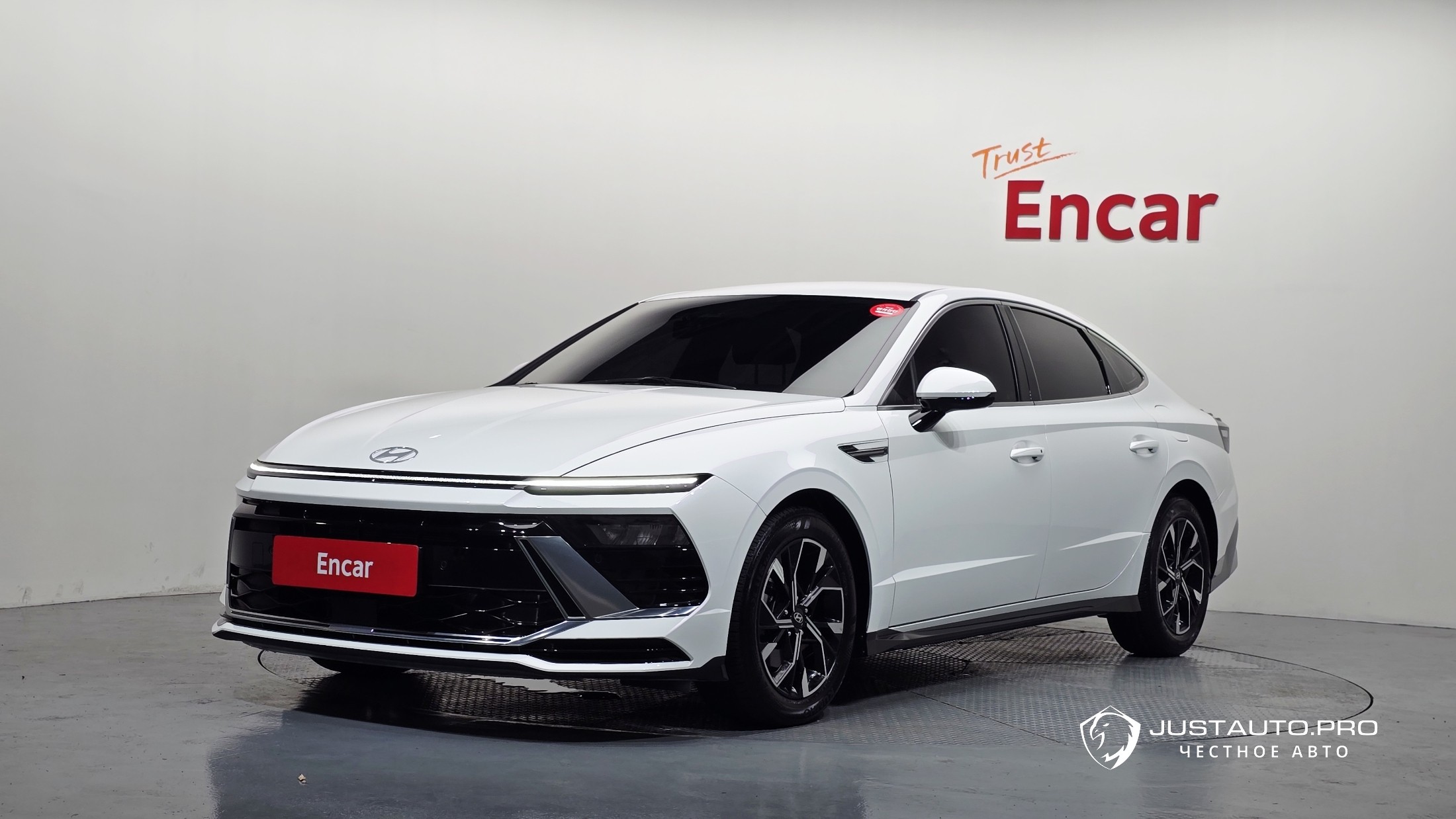 Автомобиль Hyundai Sonata